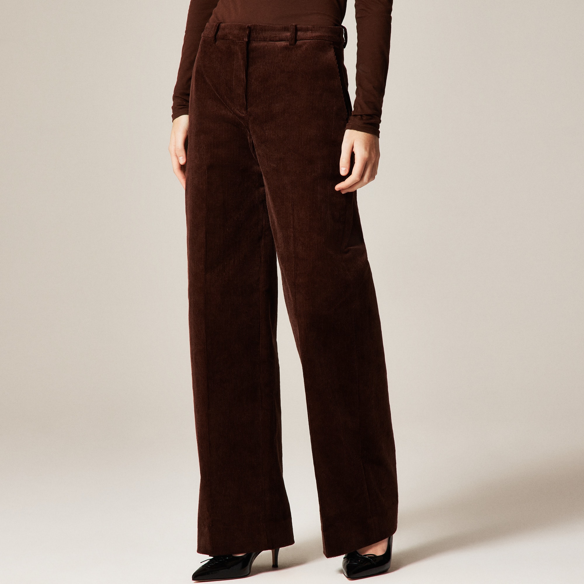 Wide-leg trouser in stretch corduroy