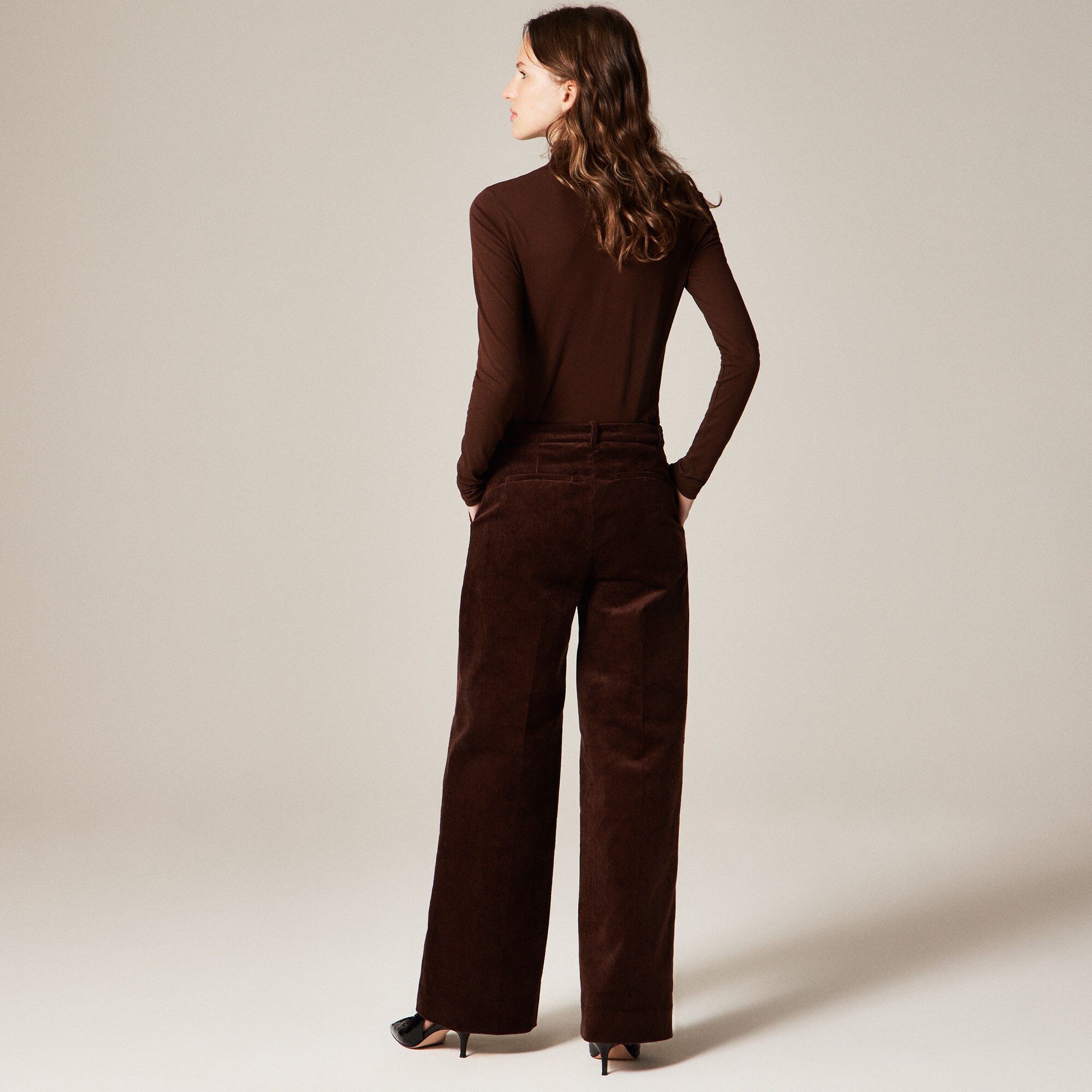 Wide-leg trouser in stretch corduroy
