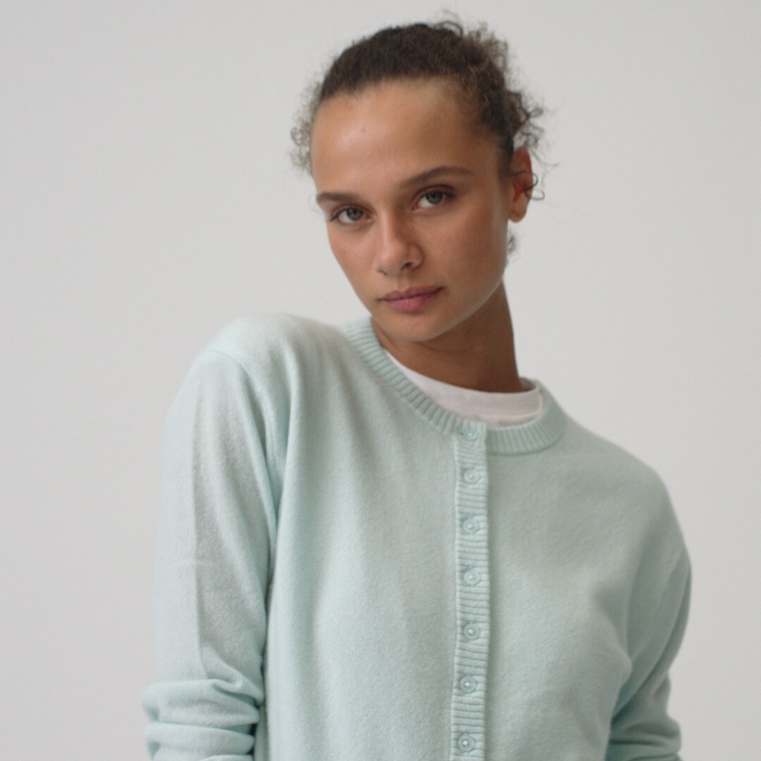 Perfect cashmere cardigan sweater