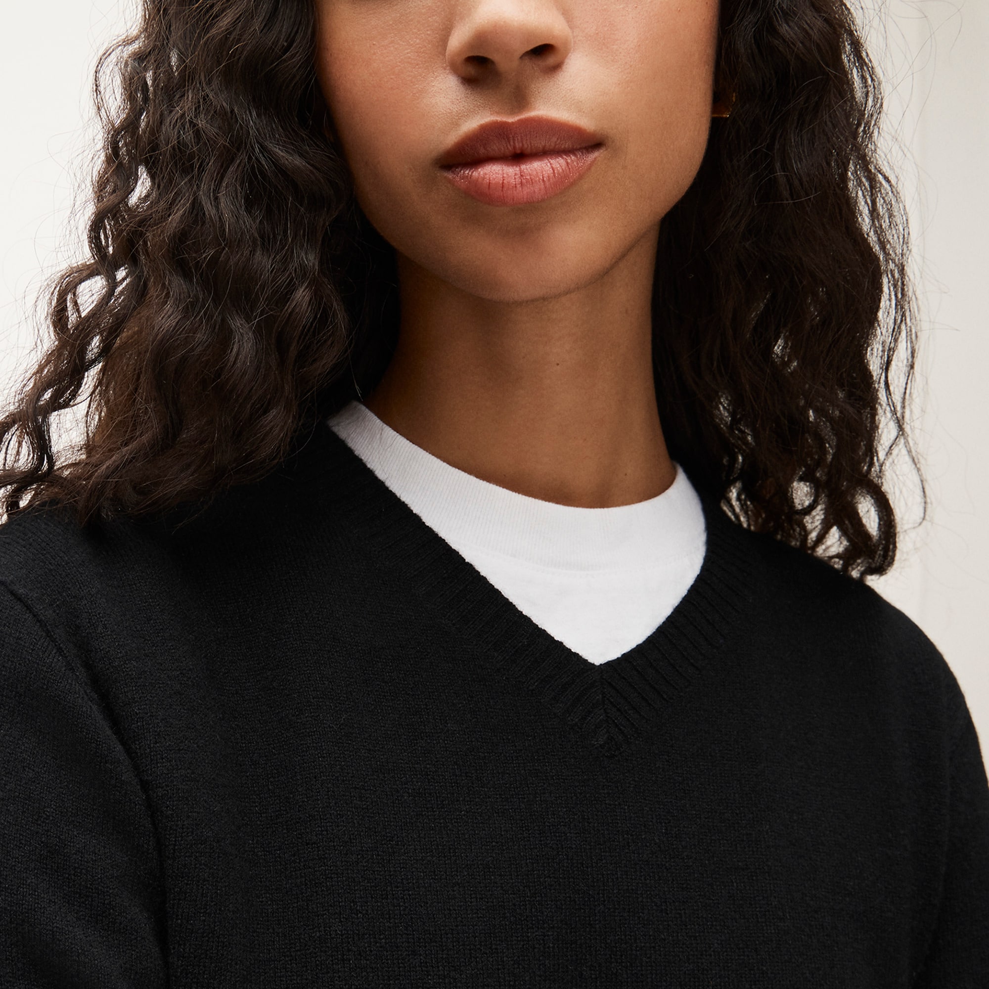 Cashmere high V-neck sweater