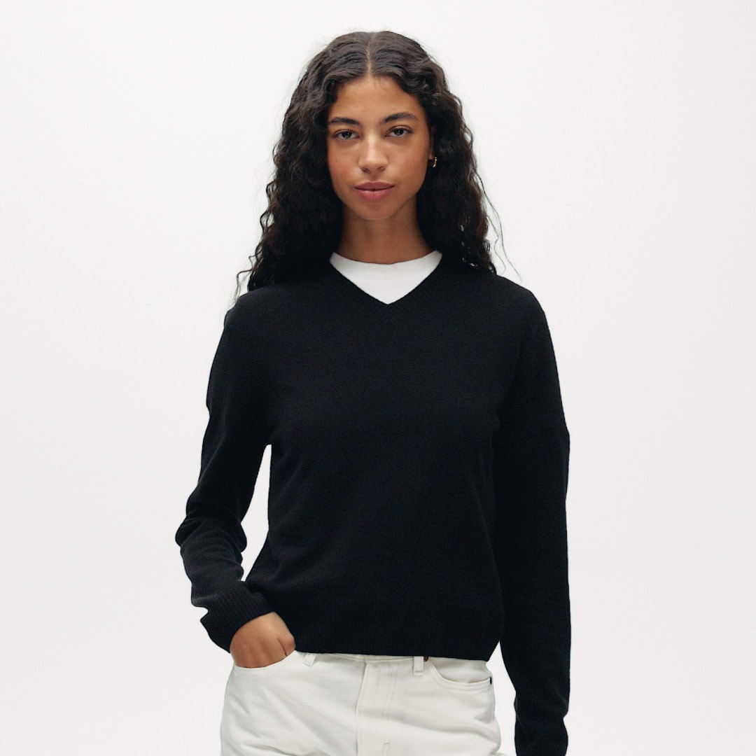 Cashmere high V-neck sweater