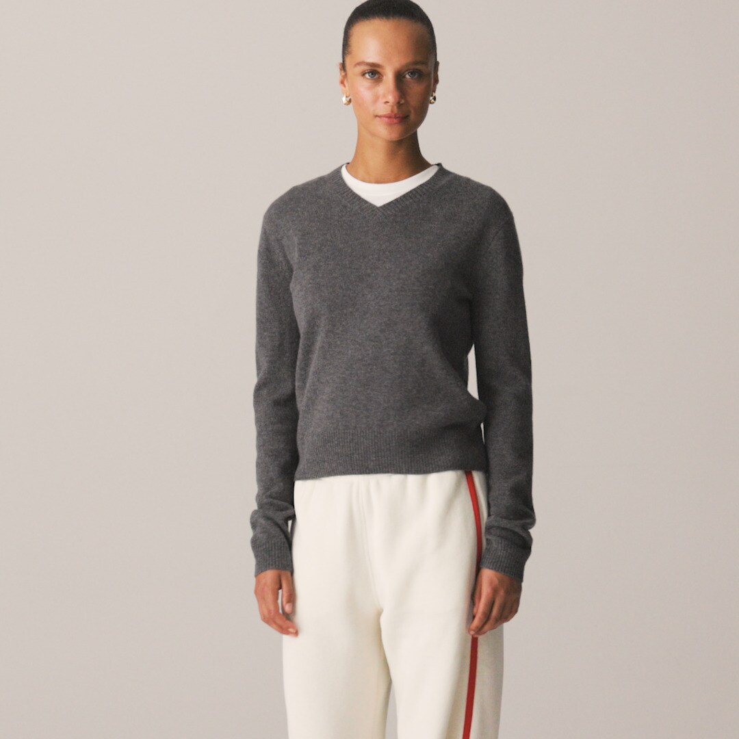 Cashmere high V-neck sweater