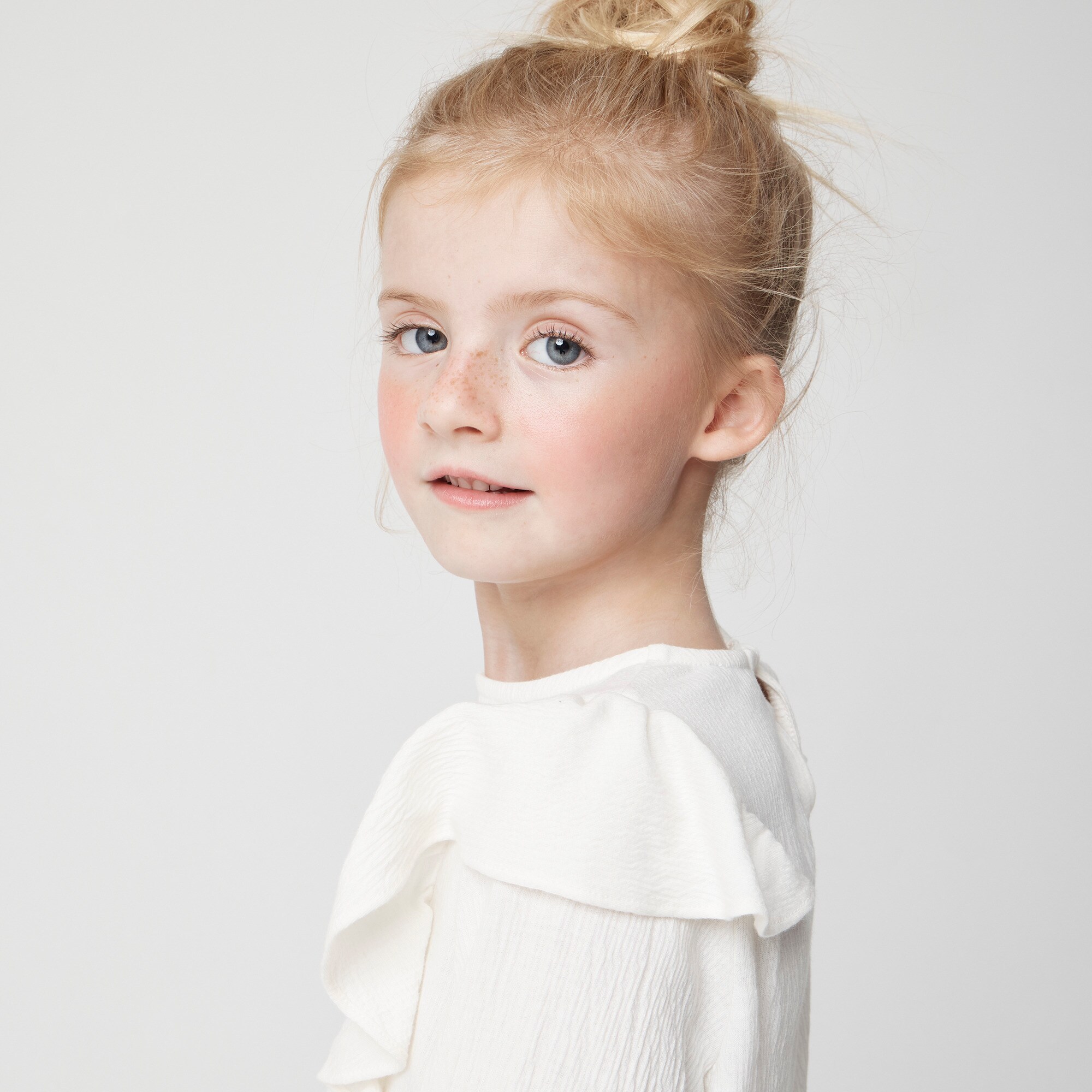 Girls' textured long-sleeve flutter tee