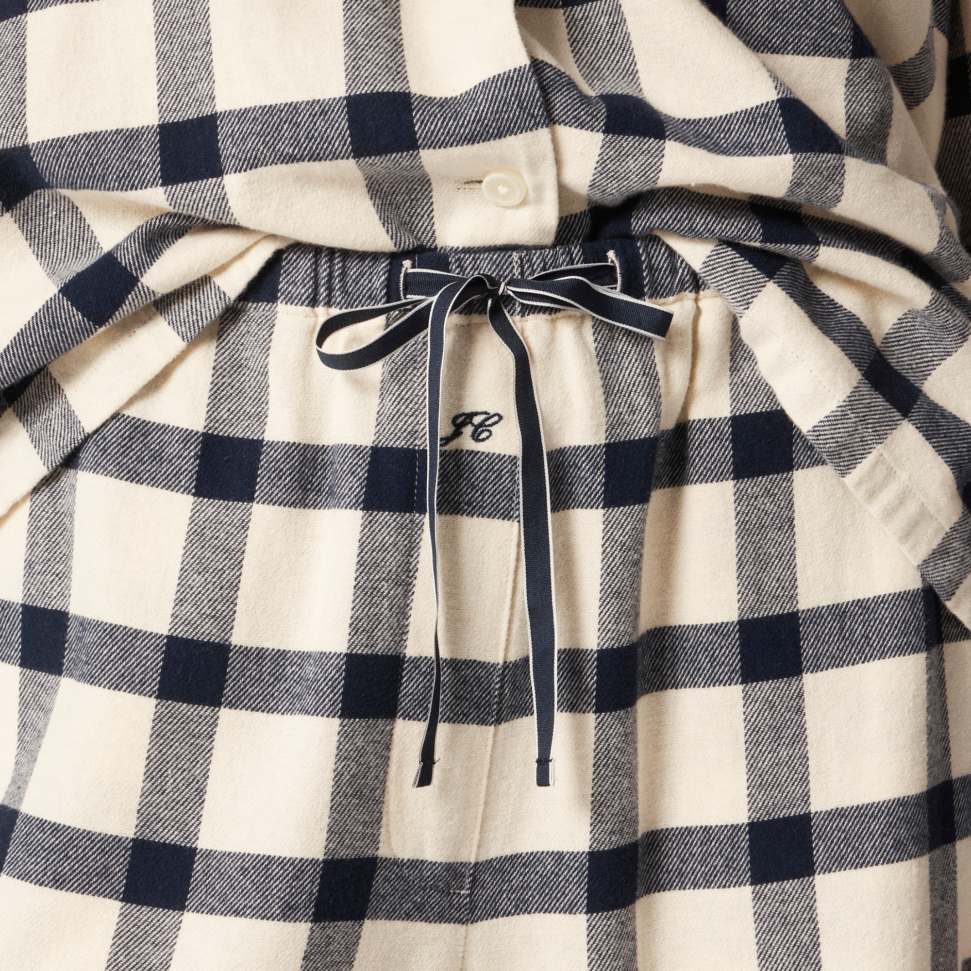 Flannel long-sleeve pajama pant set in plaid