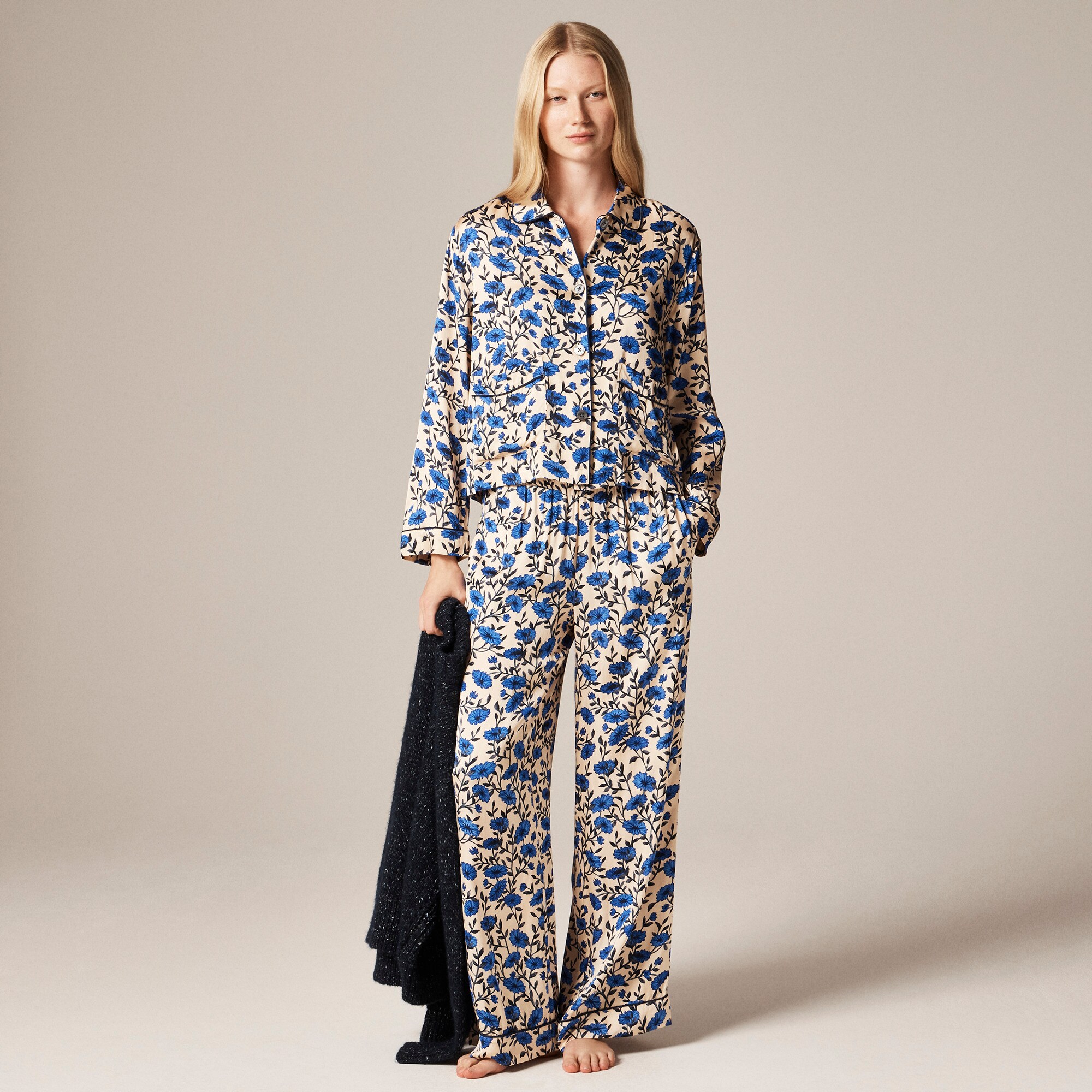 Soft-shine Long-sleeve Pajama Pant Set In Floral Print For Women