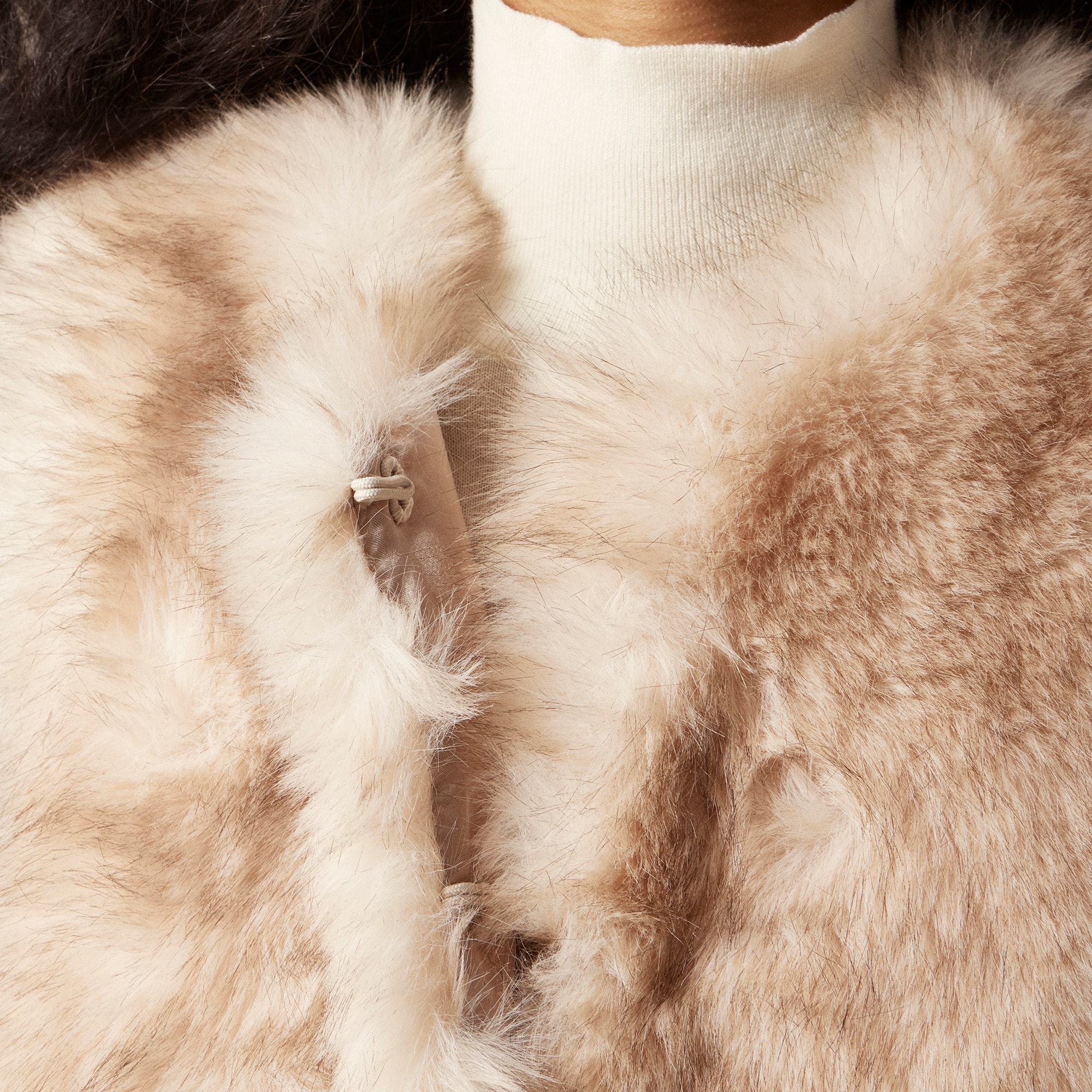 Faux-fur vest - image 4