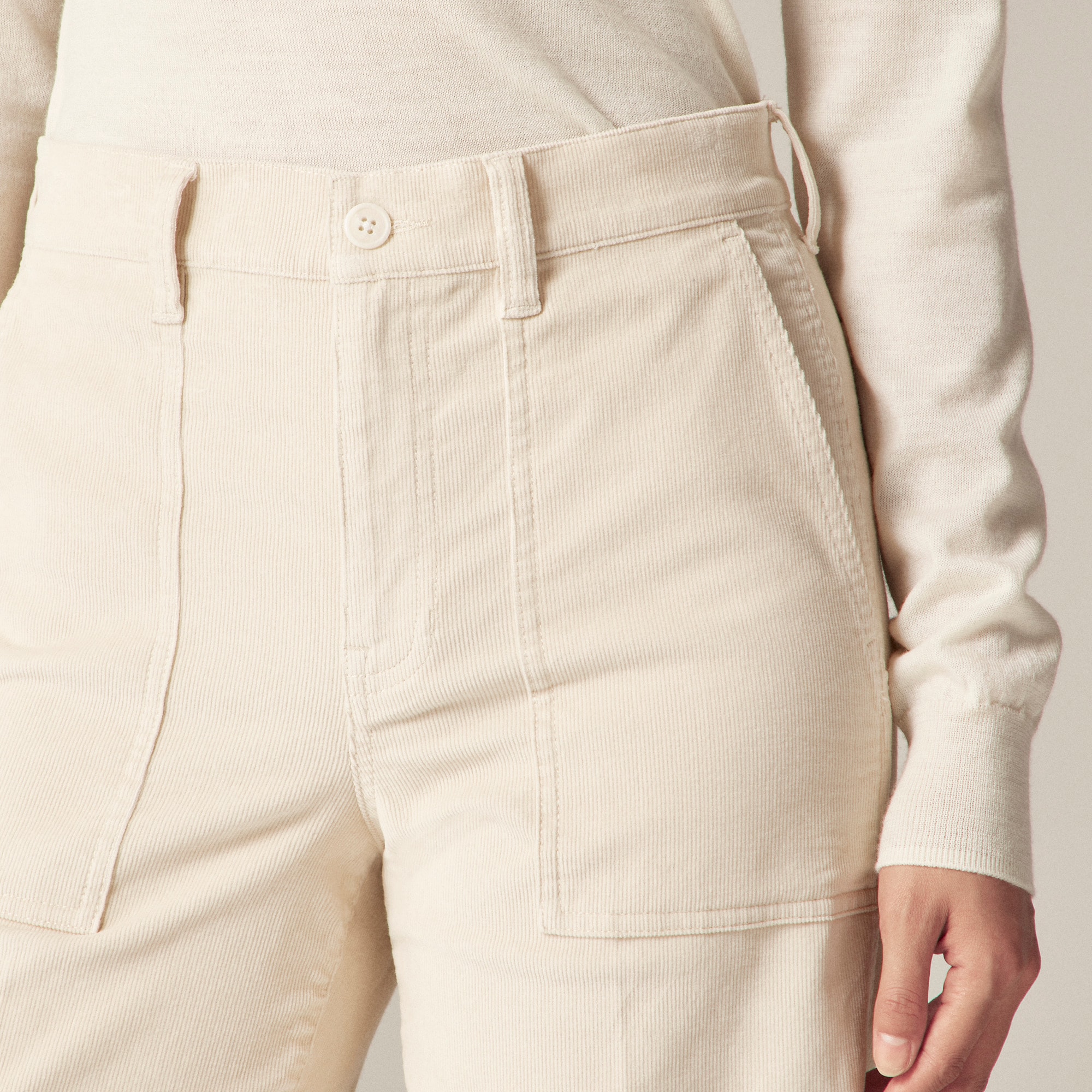Camp-pocket wide-leg pant in stretch corduroy