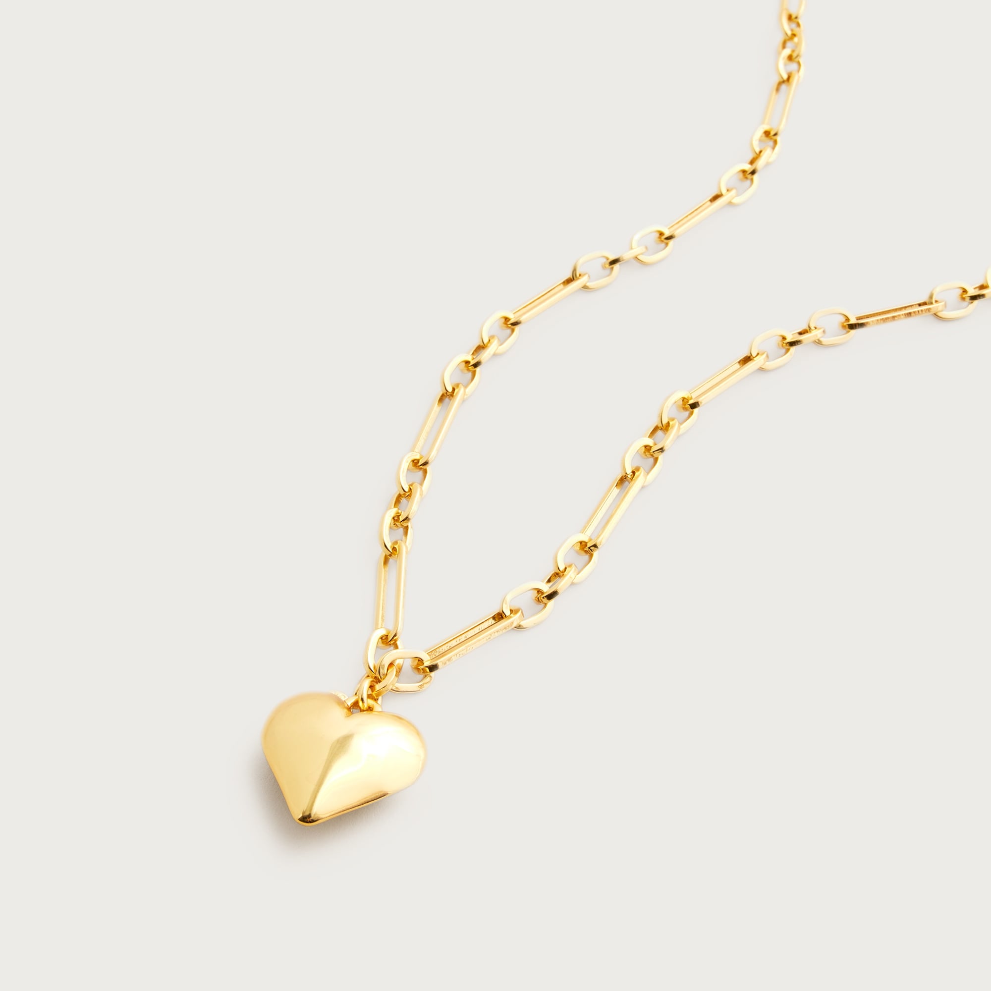 Heart pendant chain necklace