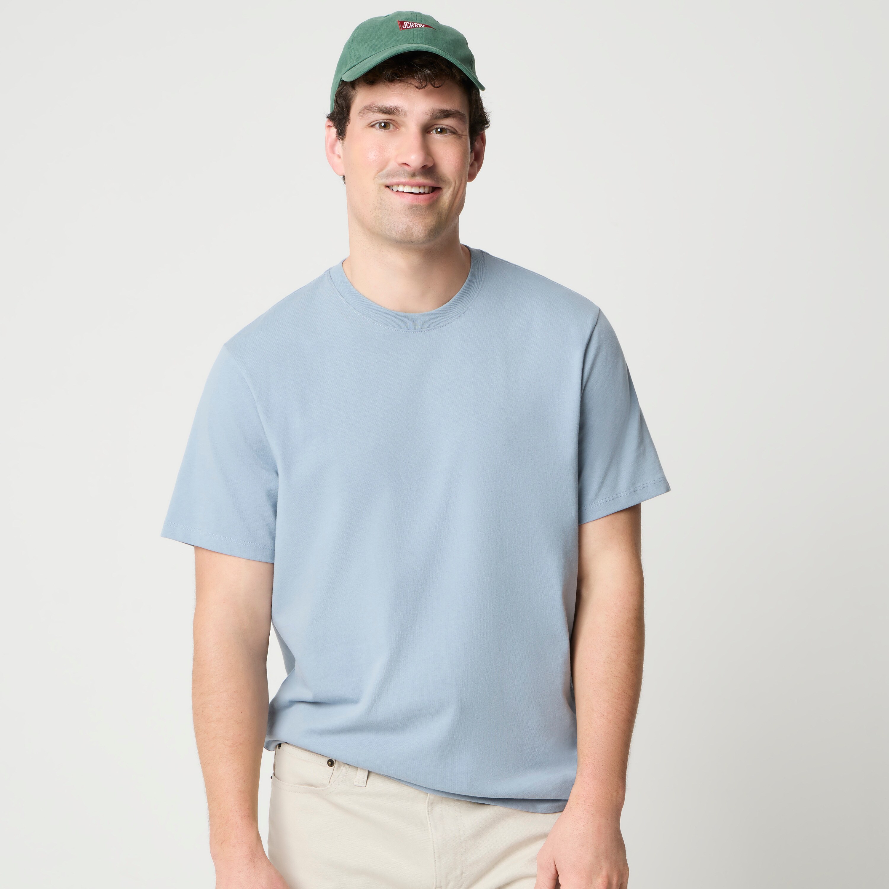 100% cotton Essential tee