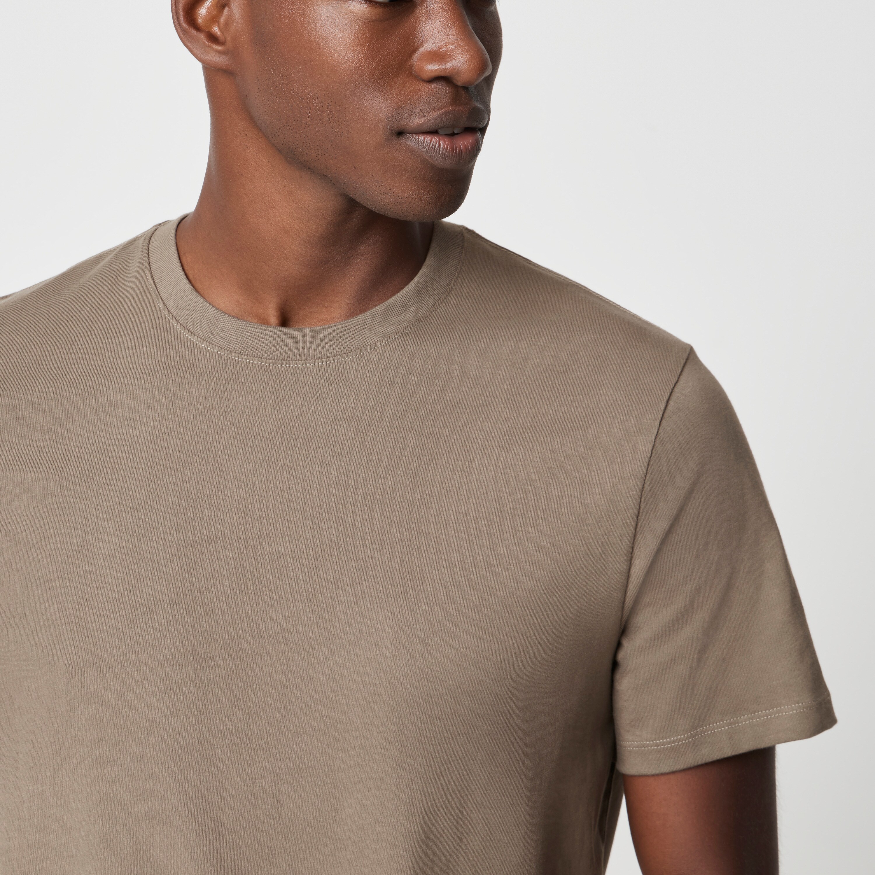 100% cotton Essential tee