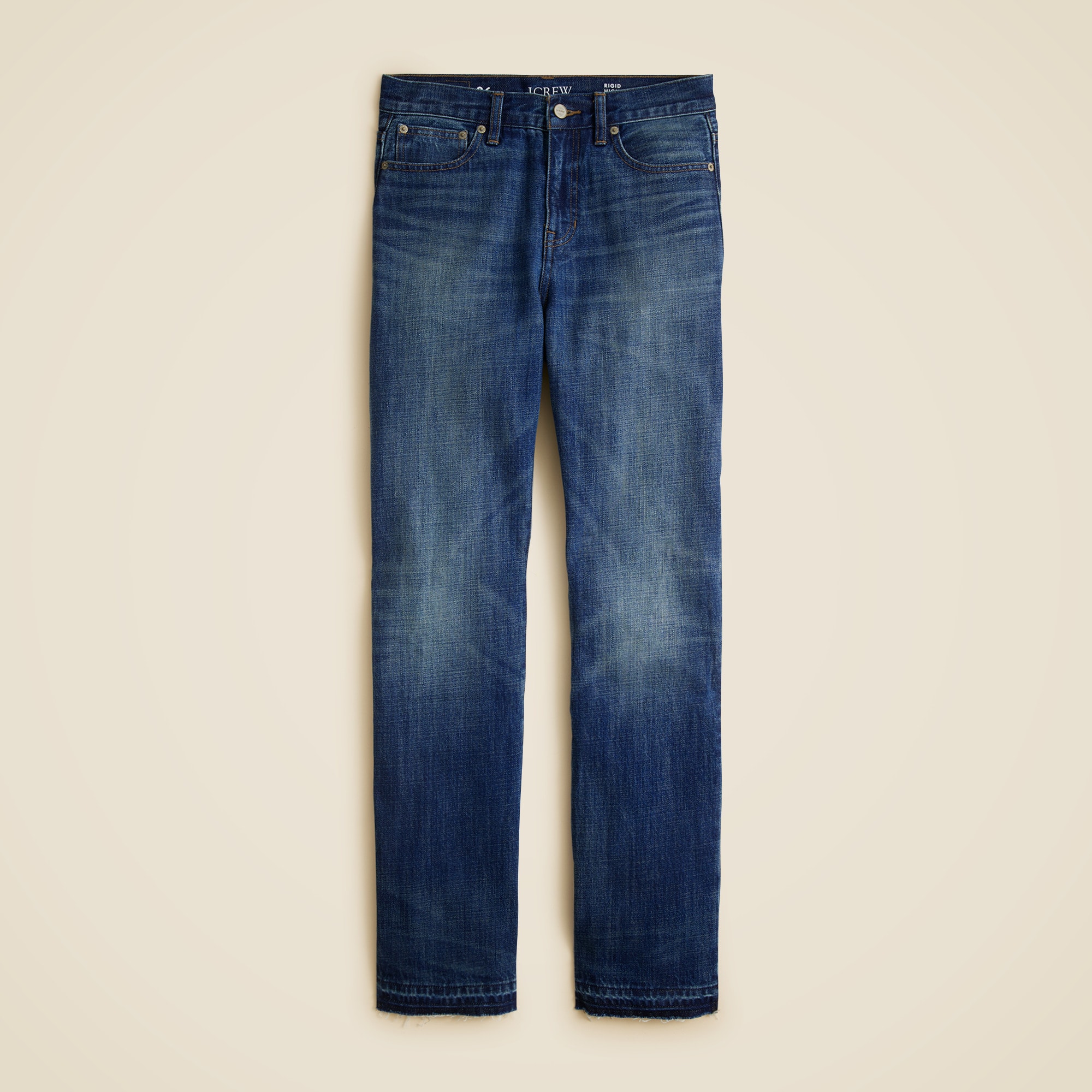Nipped straight jean in rigid