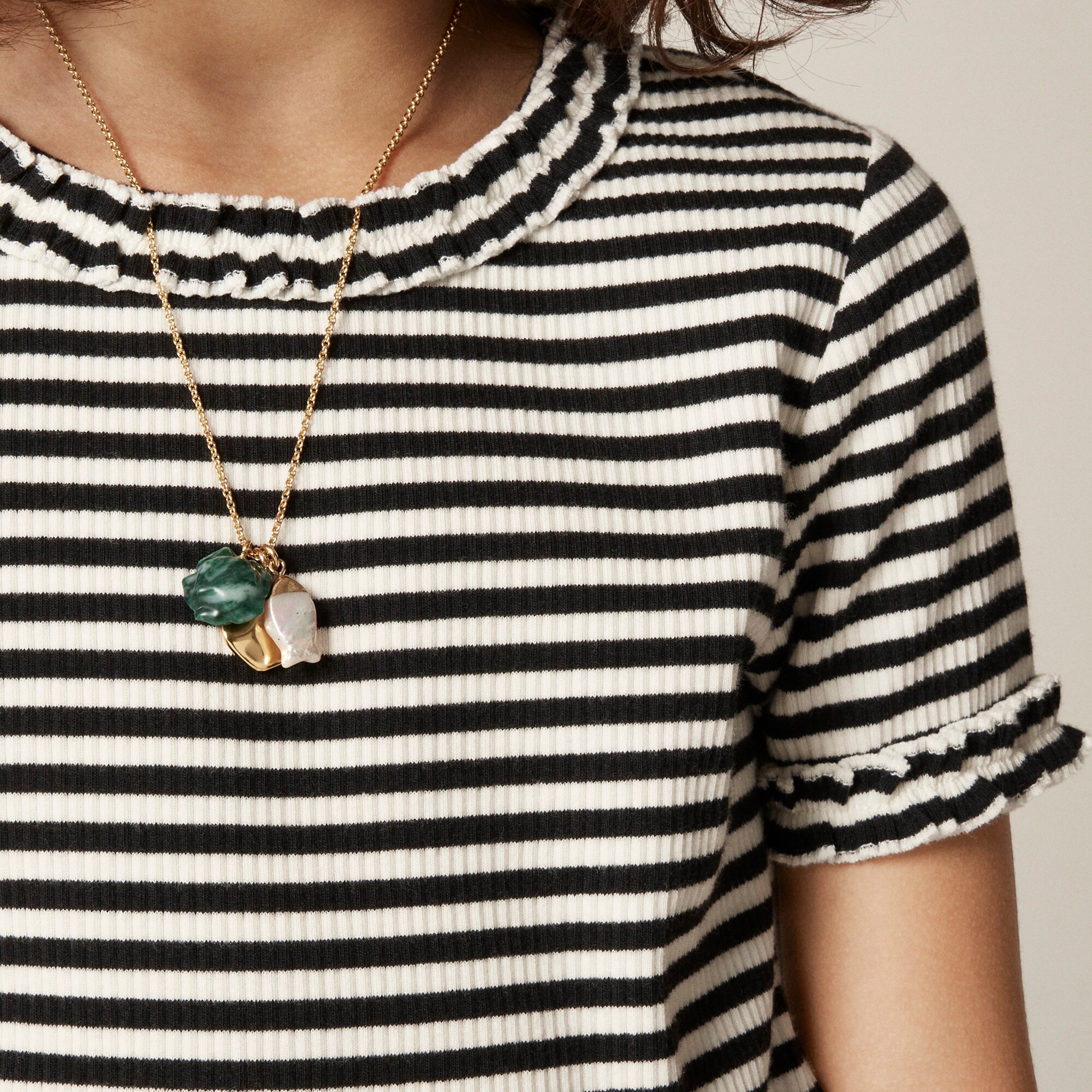 Girls' short-sleeve ruffle-trim T-shirt in striped vintage rib