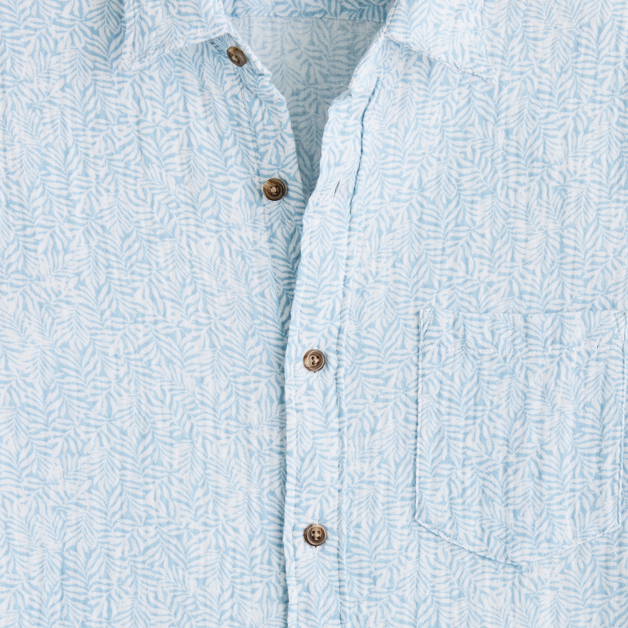 Short-sleeve gauze shirt