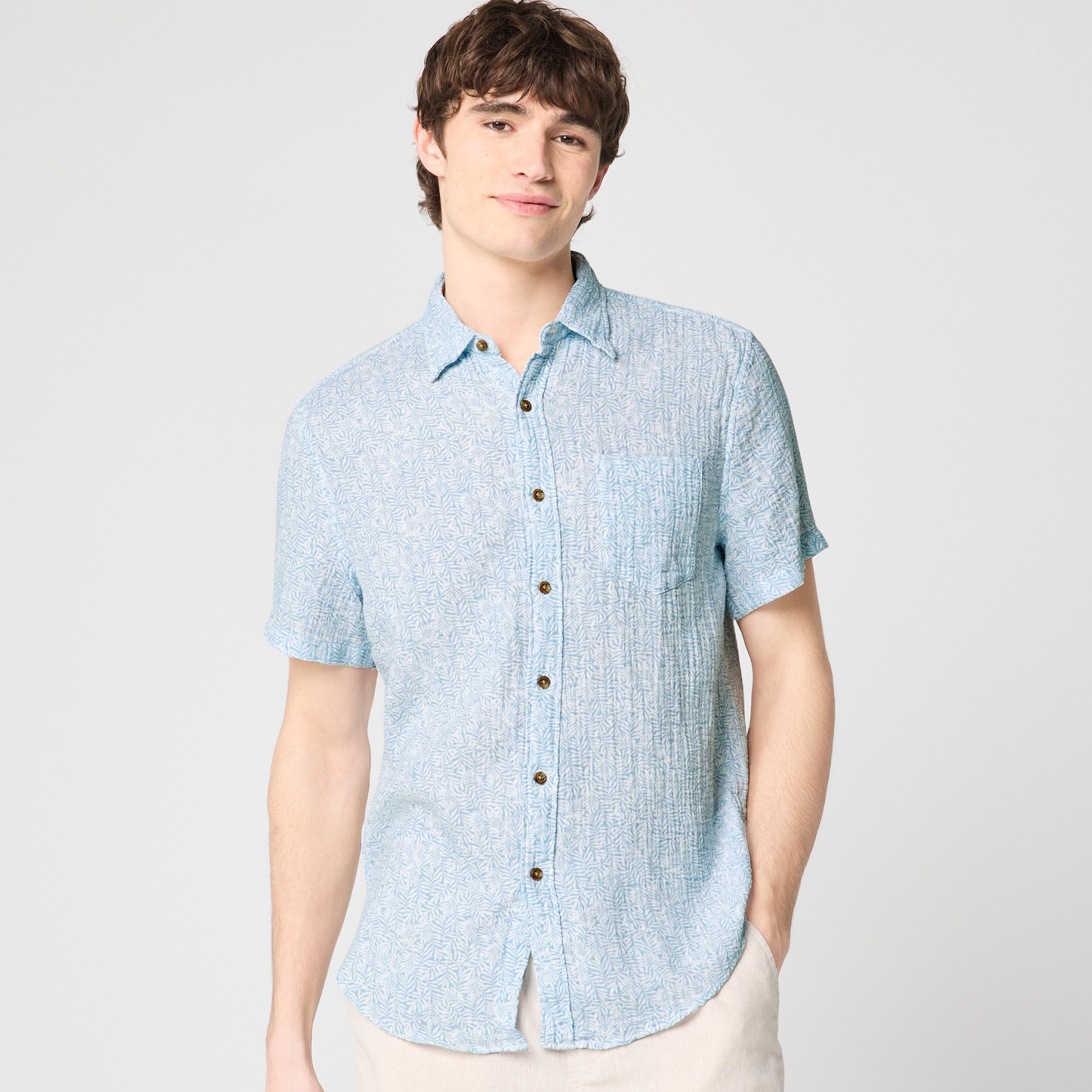 Short-sleeve gauze shirt