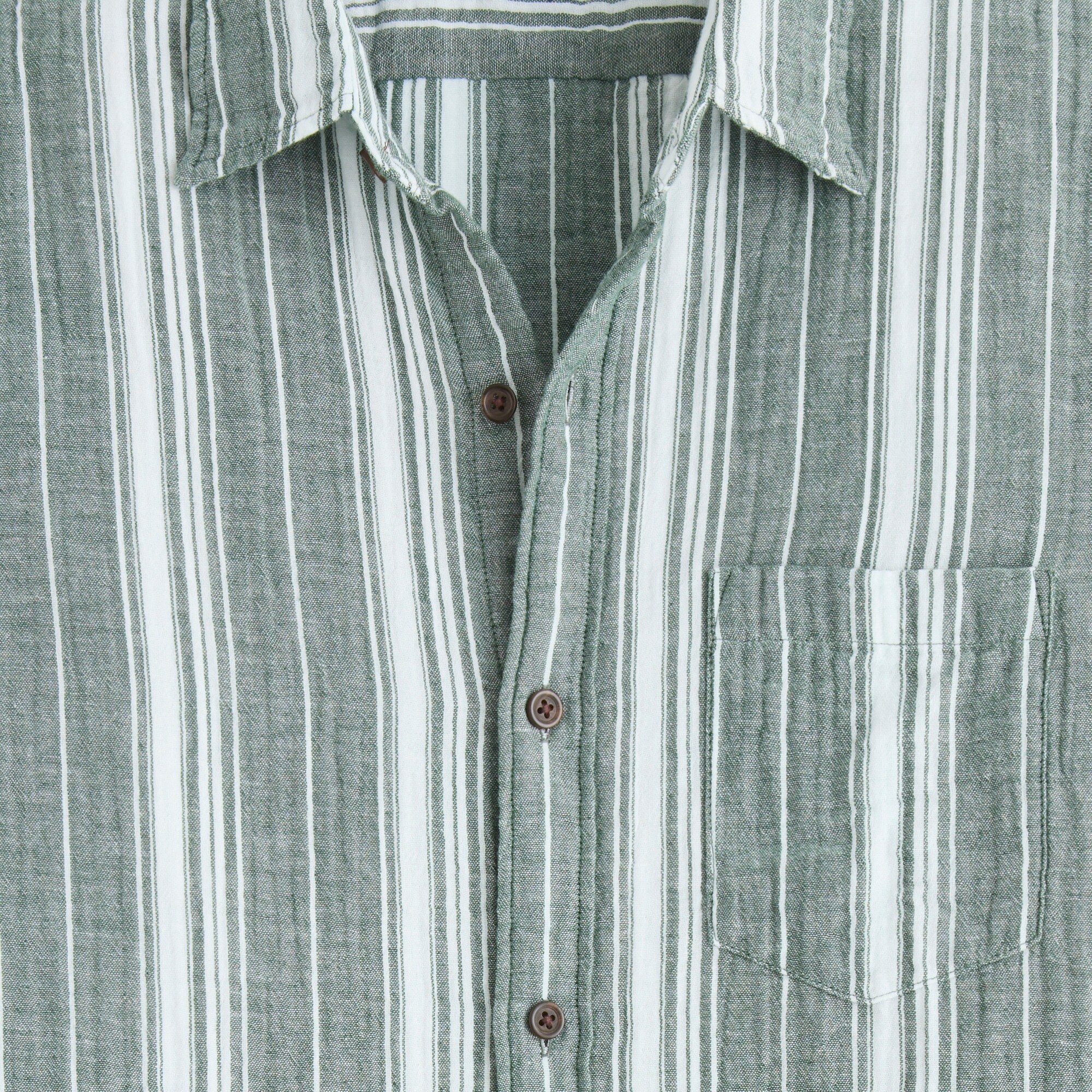 Short-sleeve gauze shirt