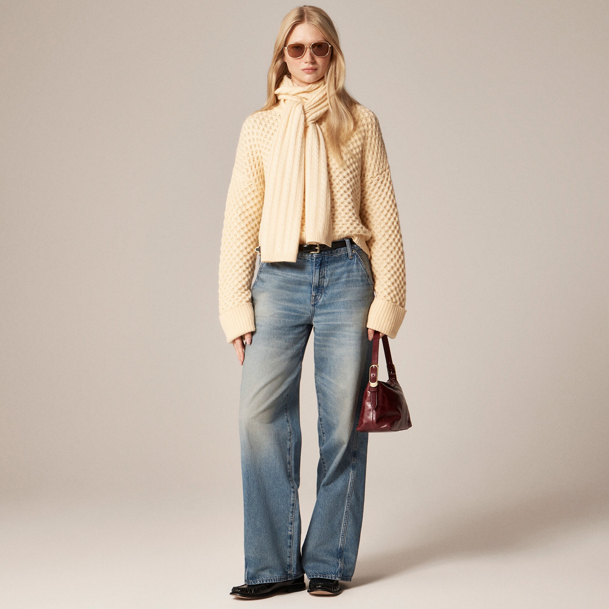 Cashmere cable-knit scarf