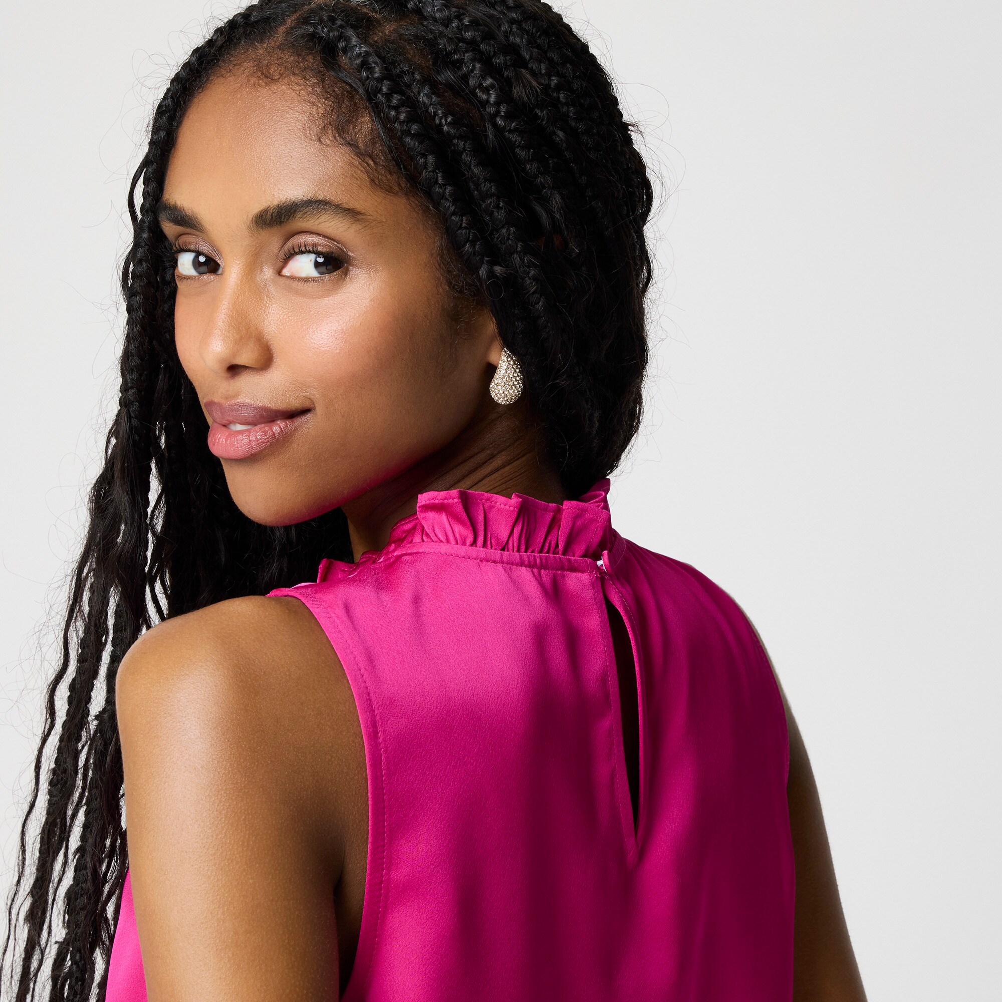 Sleeveless ruffleneck top