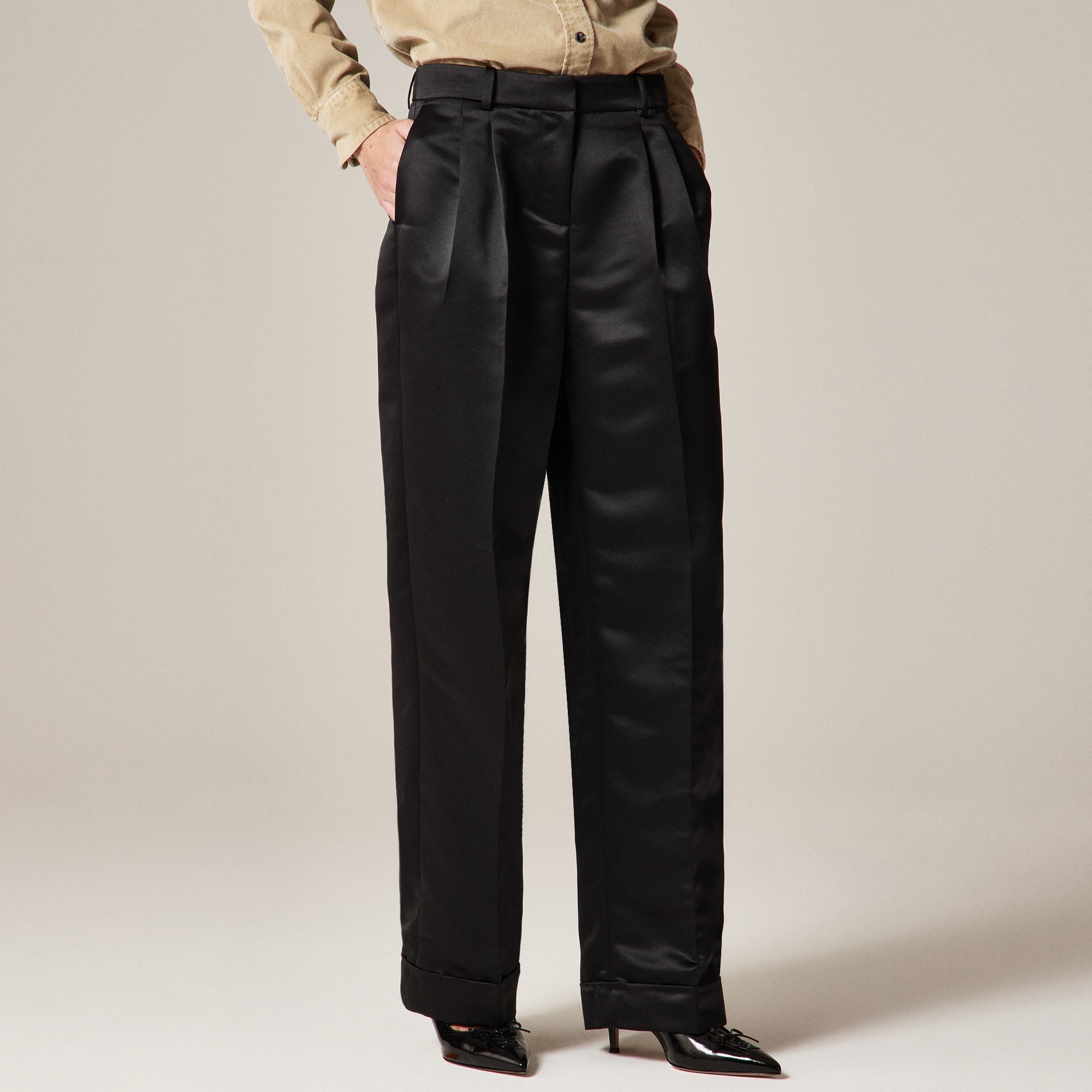 Wide-leg pleated pant in duchesse satin