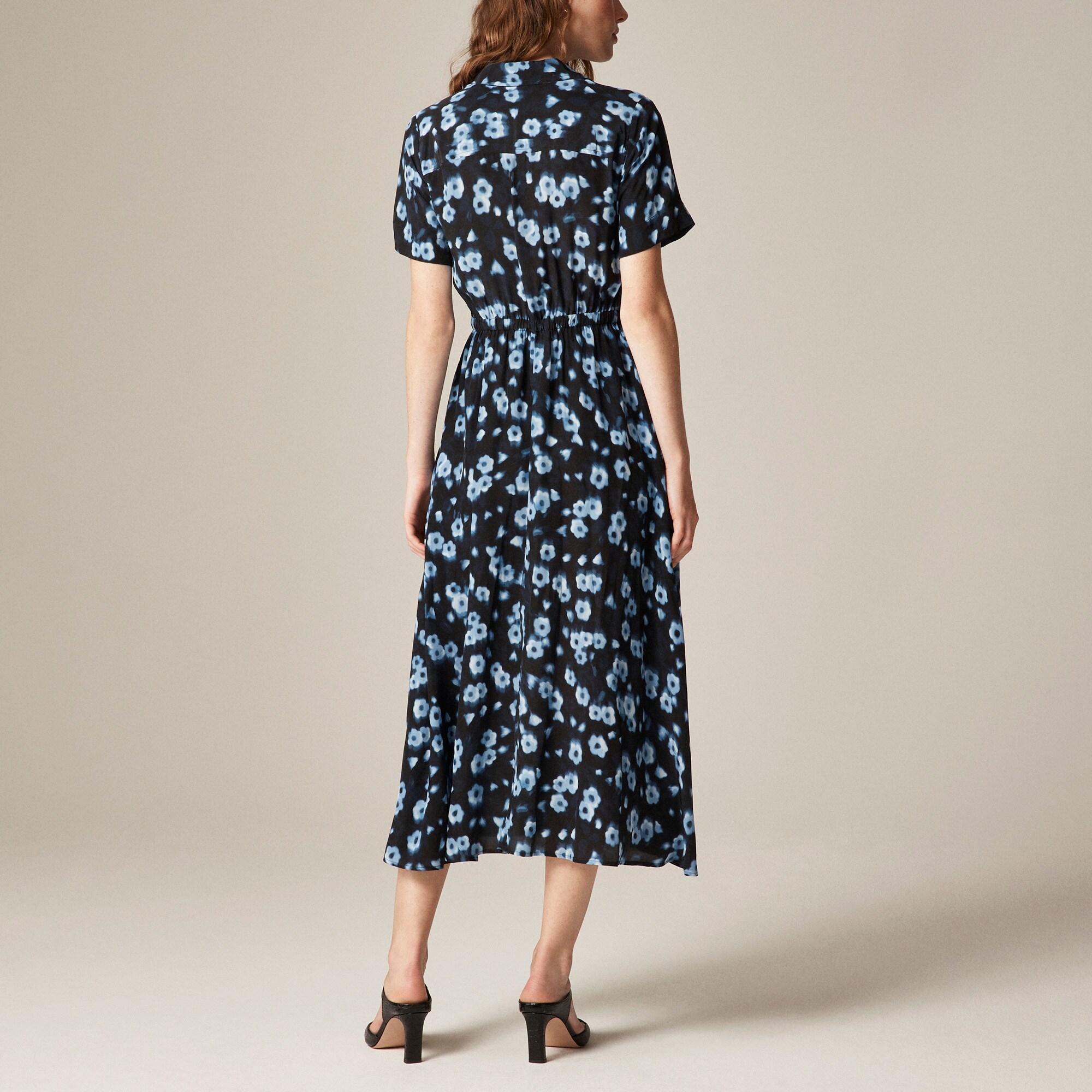 Cerise shirt-dress in blurry floral crepe de chine