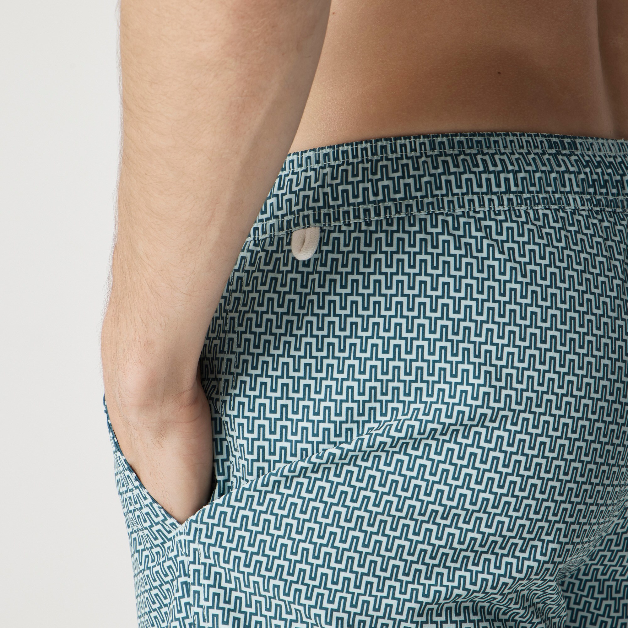 5" mesh-lined swim trunk