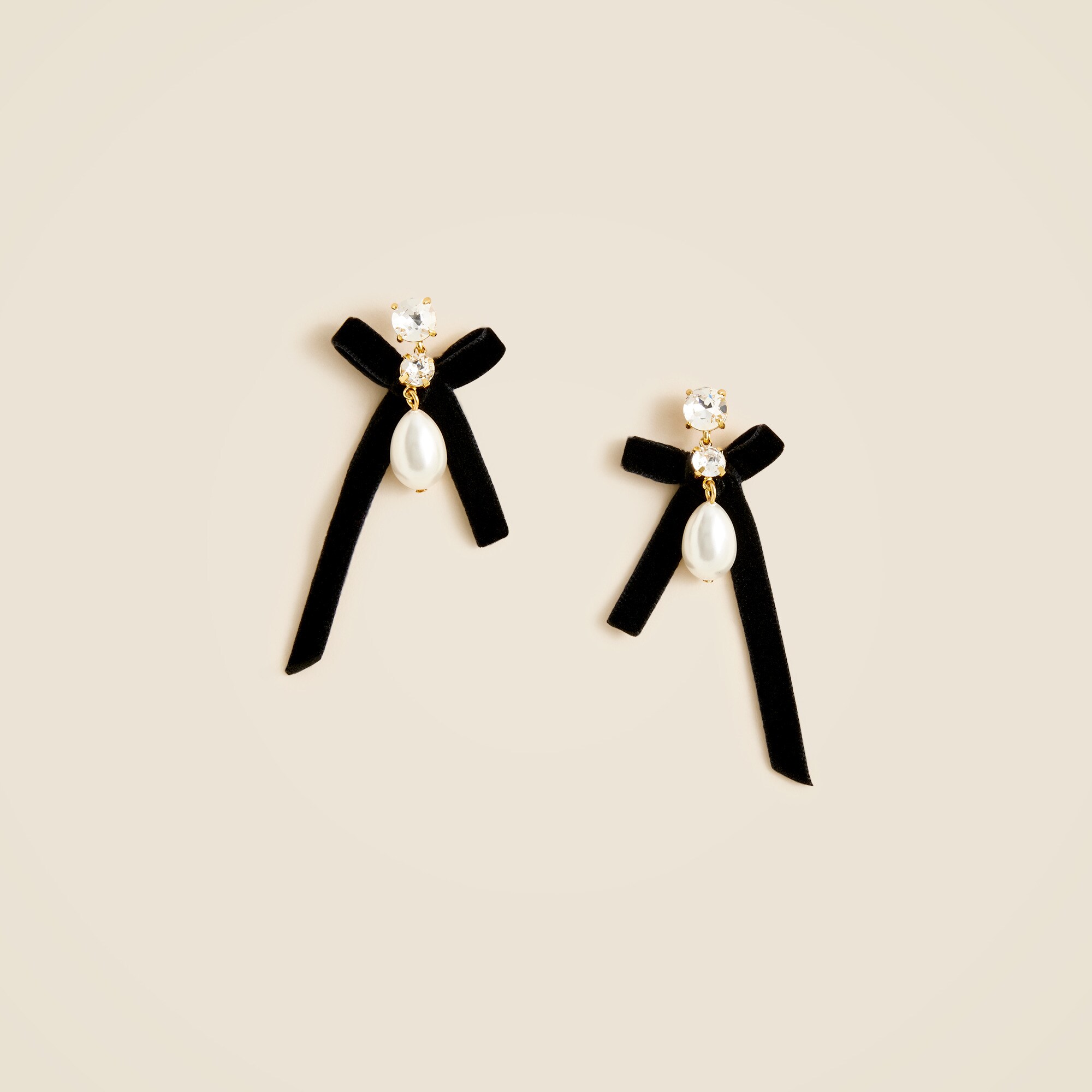 Bow pearl drop earrings