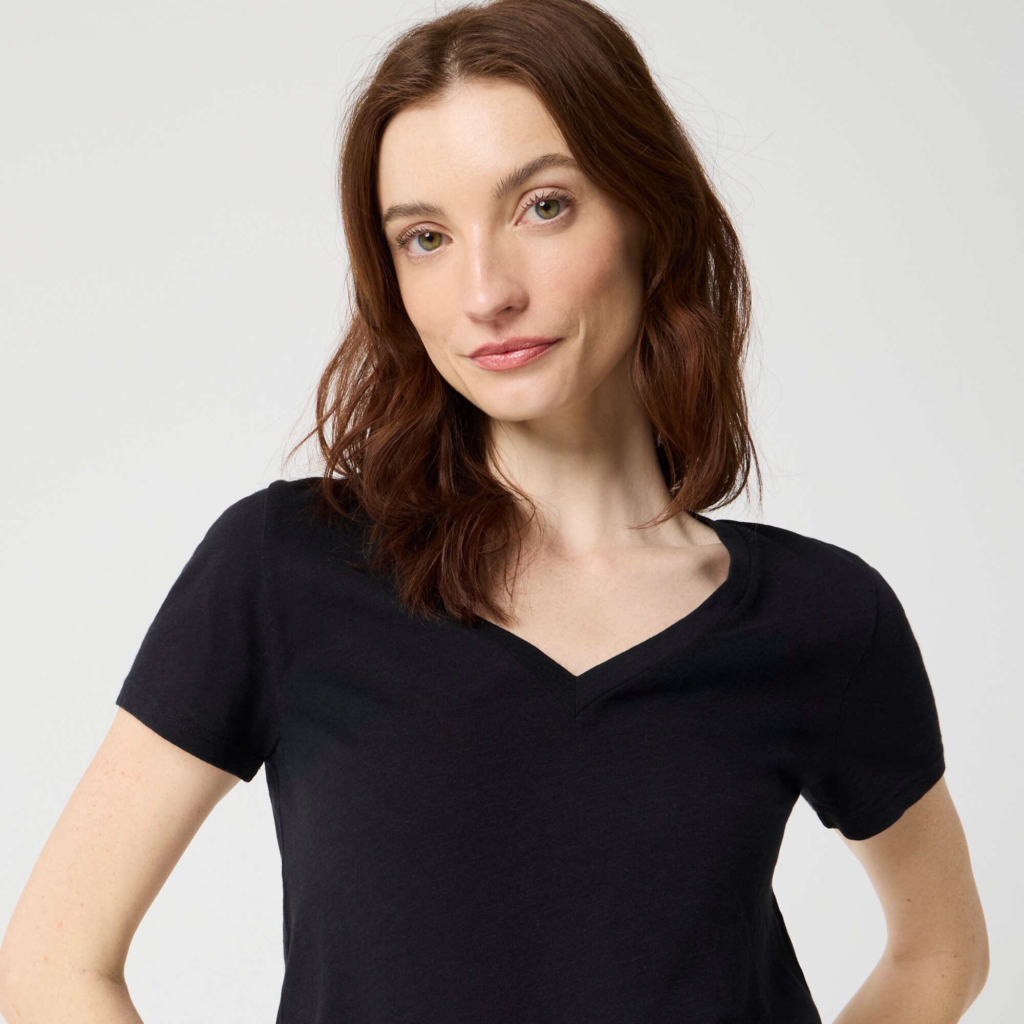 Essential V-neck tee