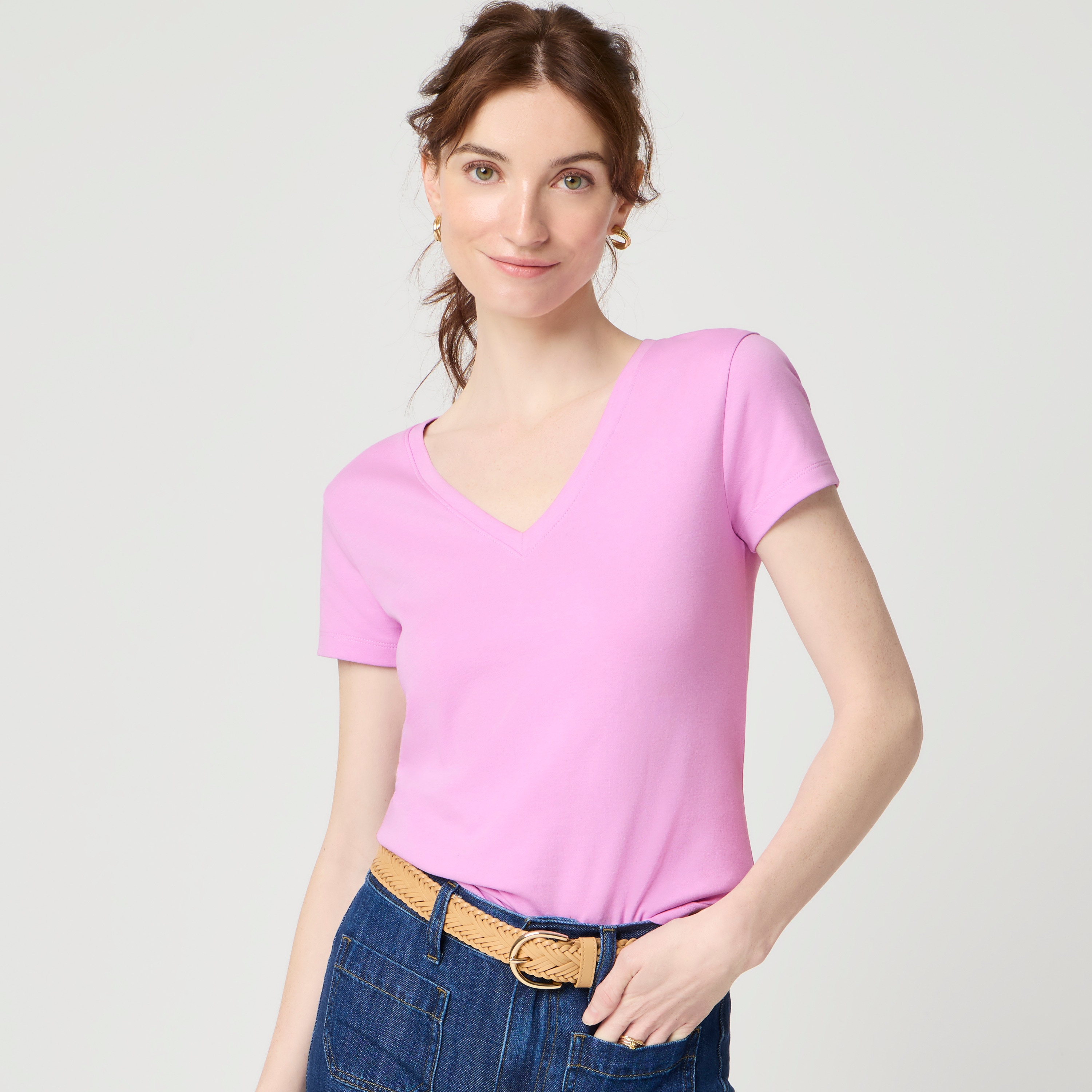 Essential V-neck tee