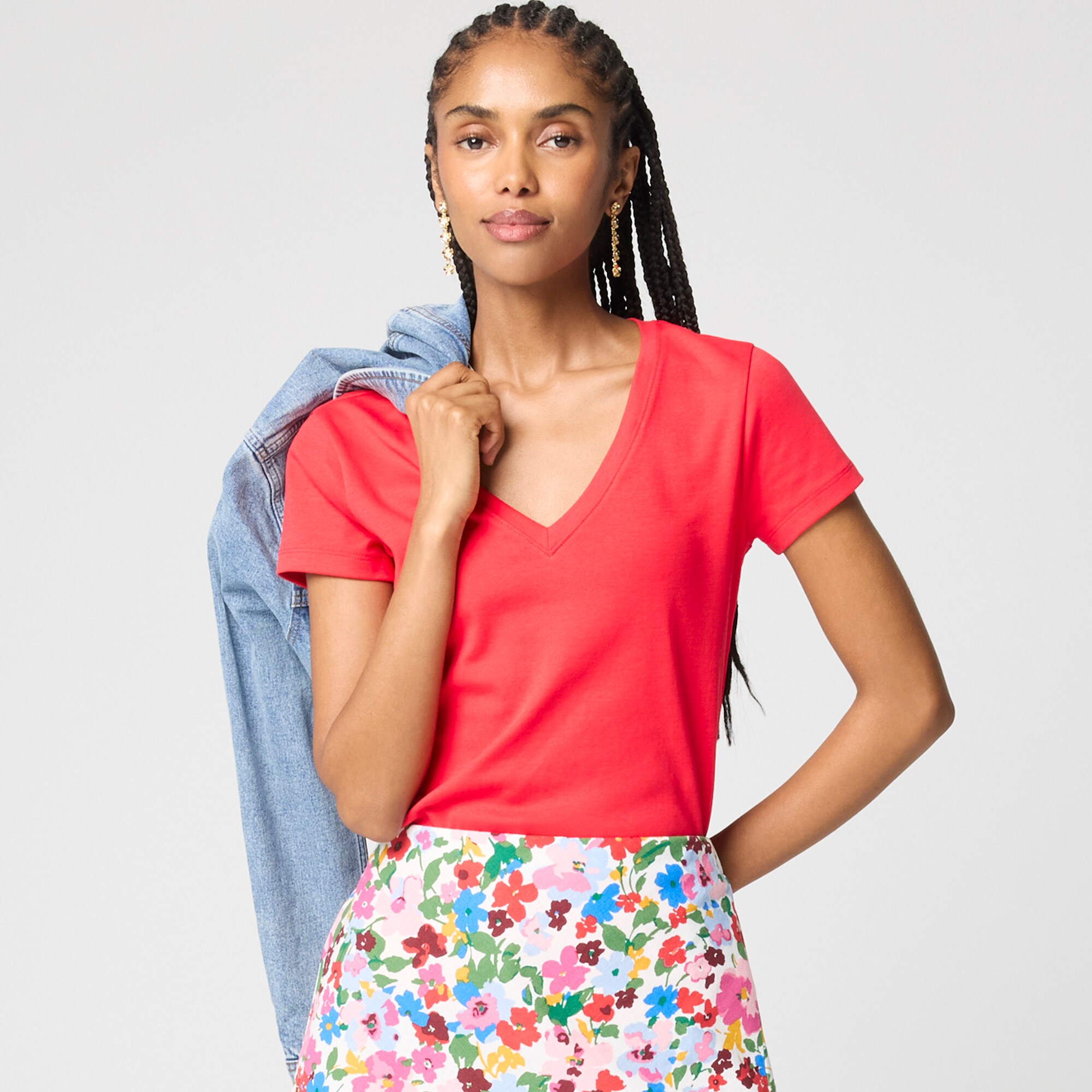  Essential v-neck tee