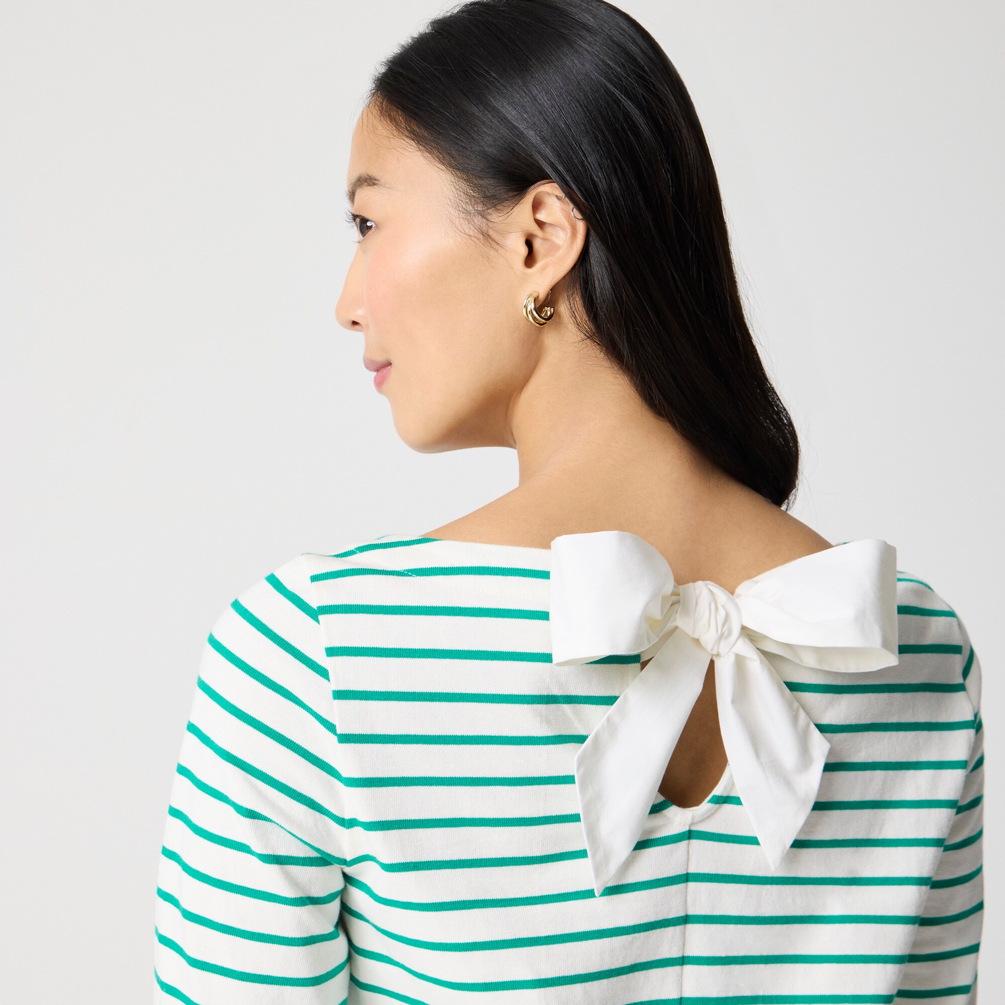 Striped bow-back top