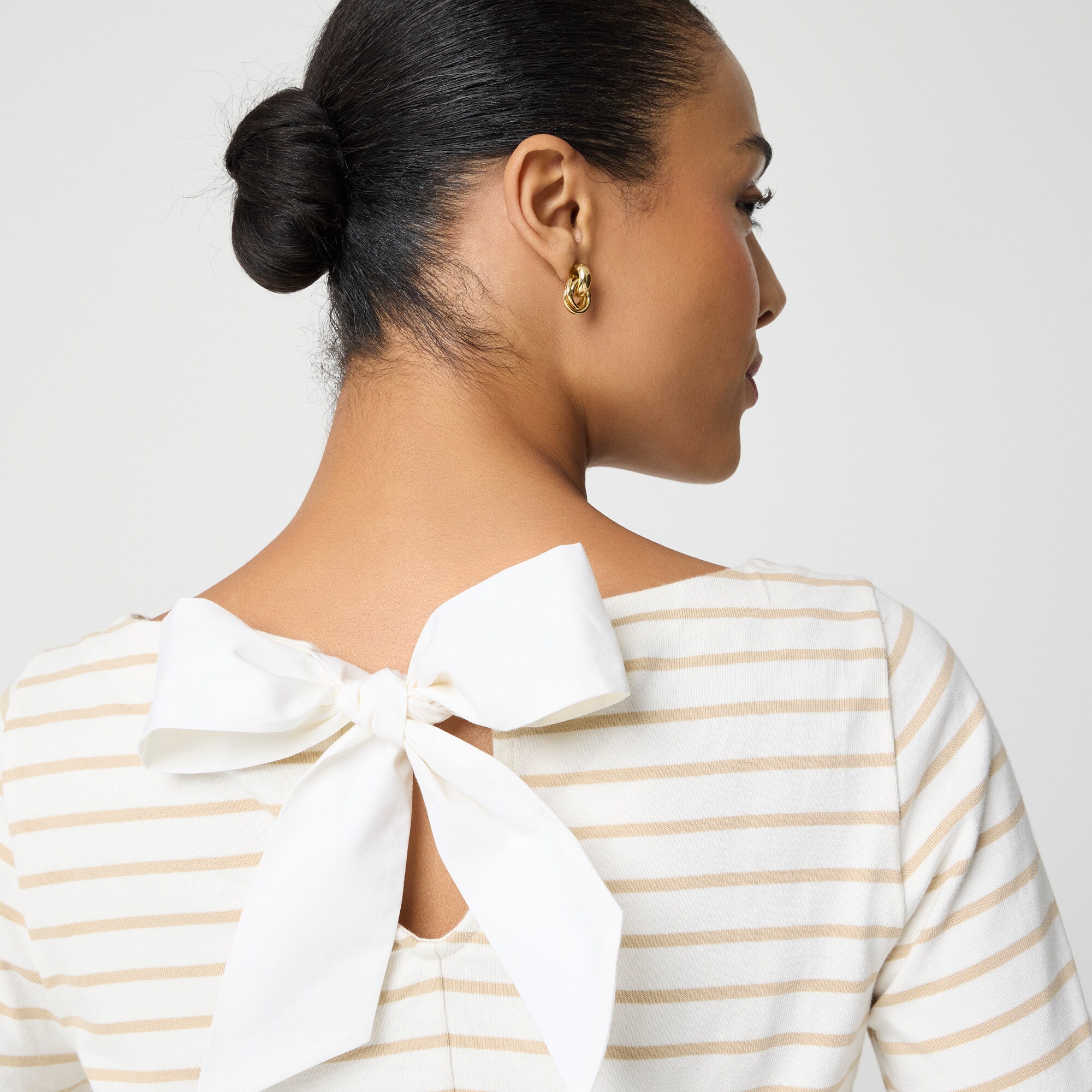 Striped bow-back top