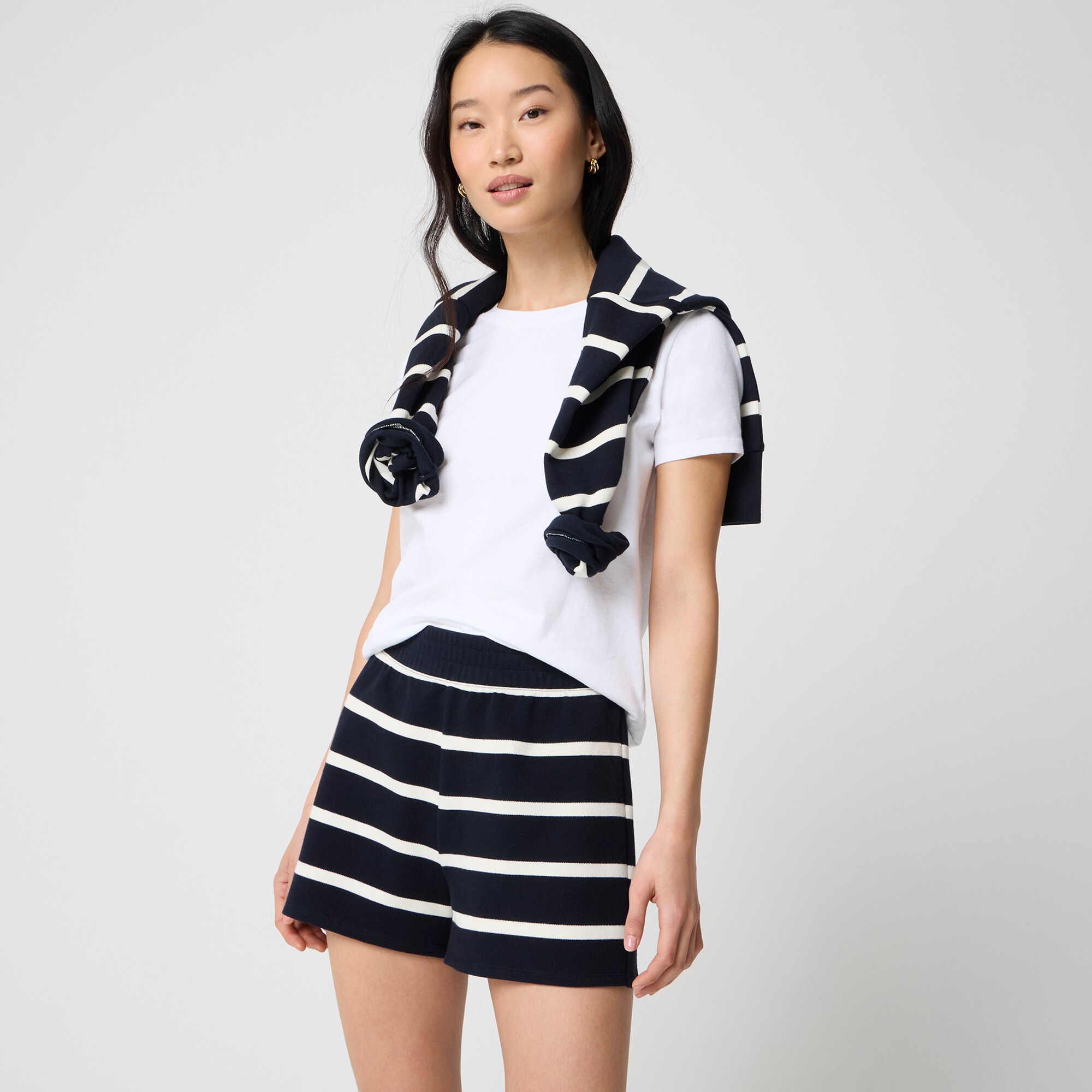  Textured striped short