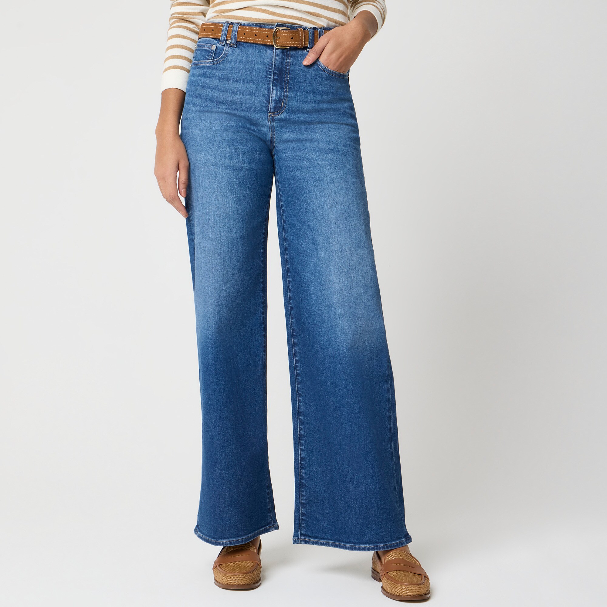womens Modern wide-leg jean in signature stretch