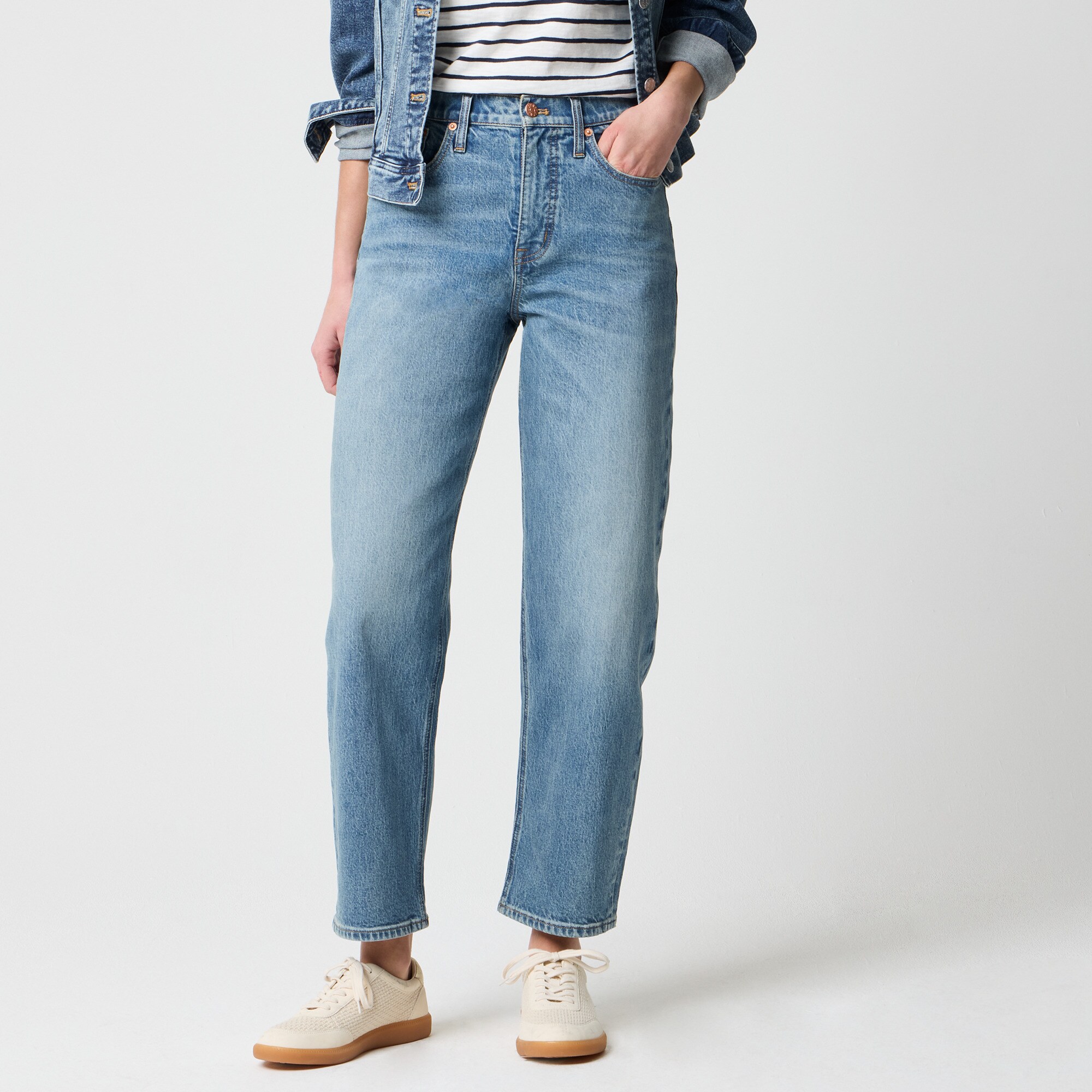 Barrel-leg jean in all-day stretch