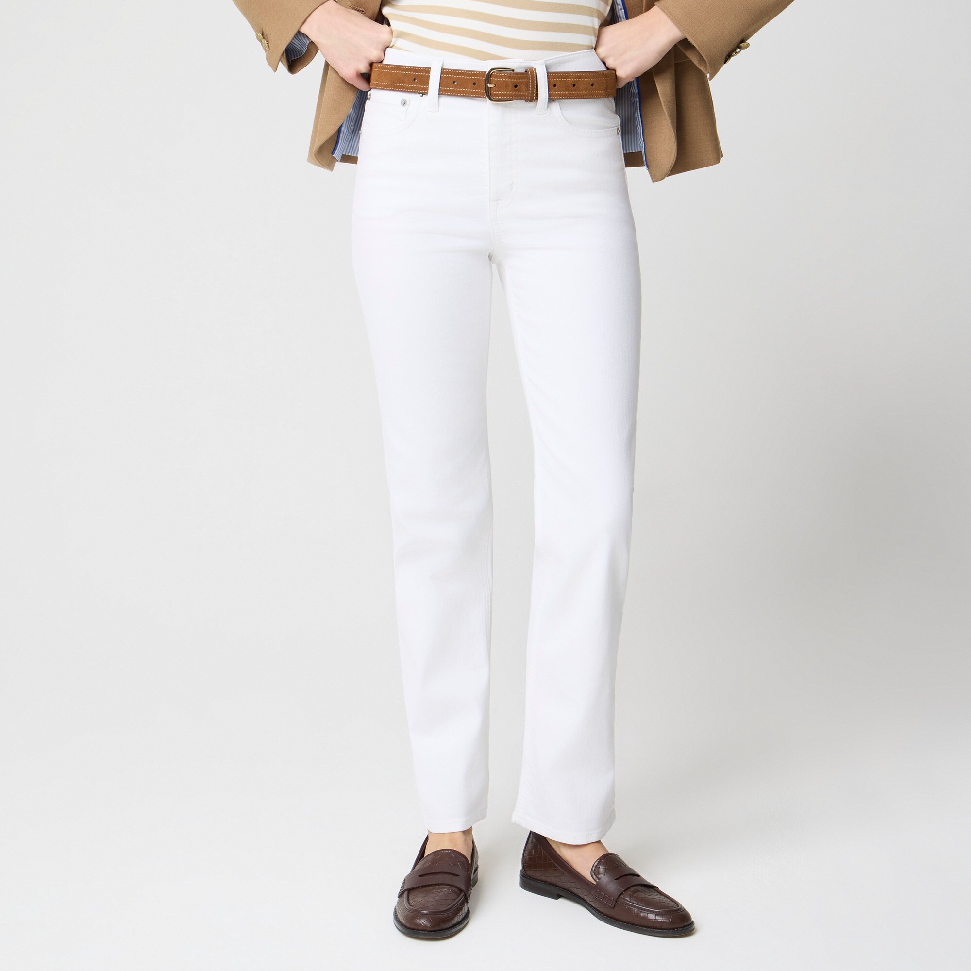Mid-rise straight jean in all-day stretch