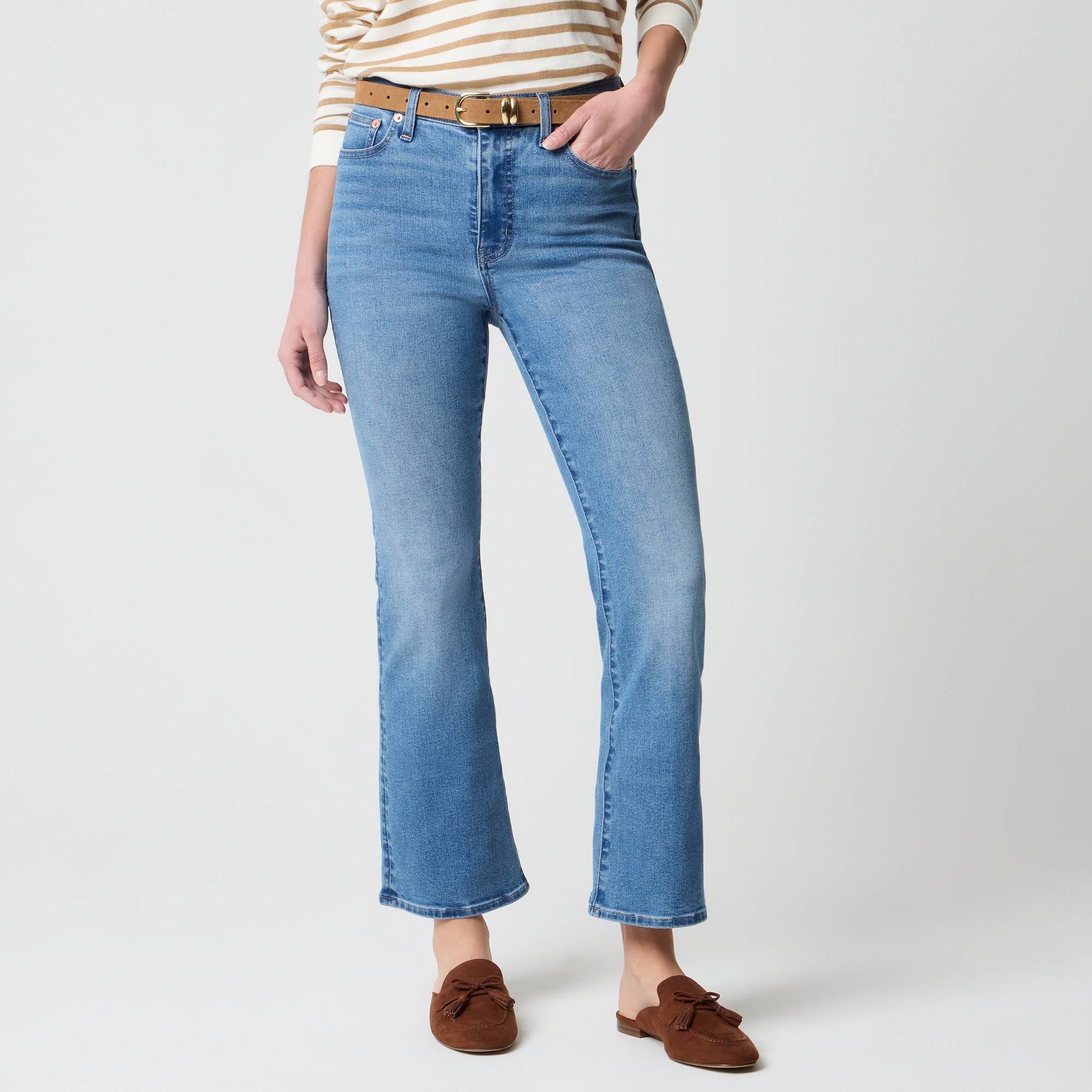 Ankle flare jean in signature stretch+
