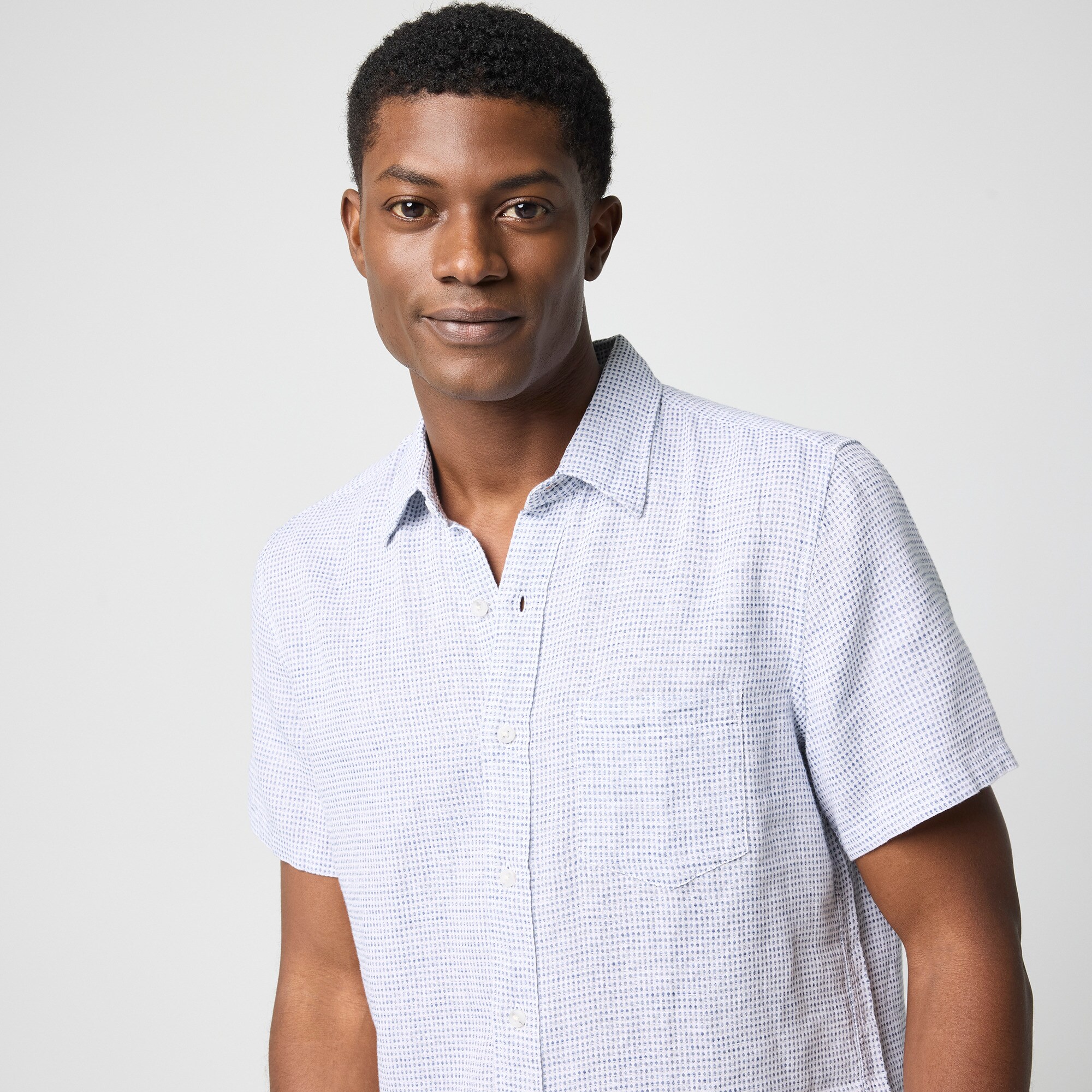 Short-sleeve slub dobby shirt