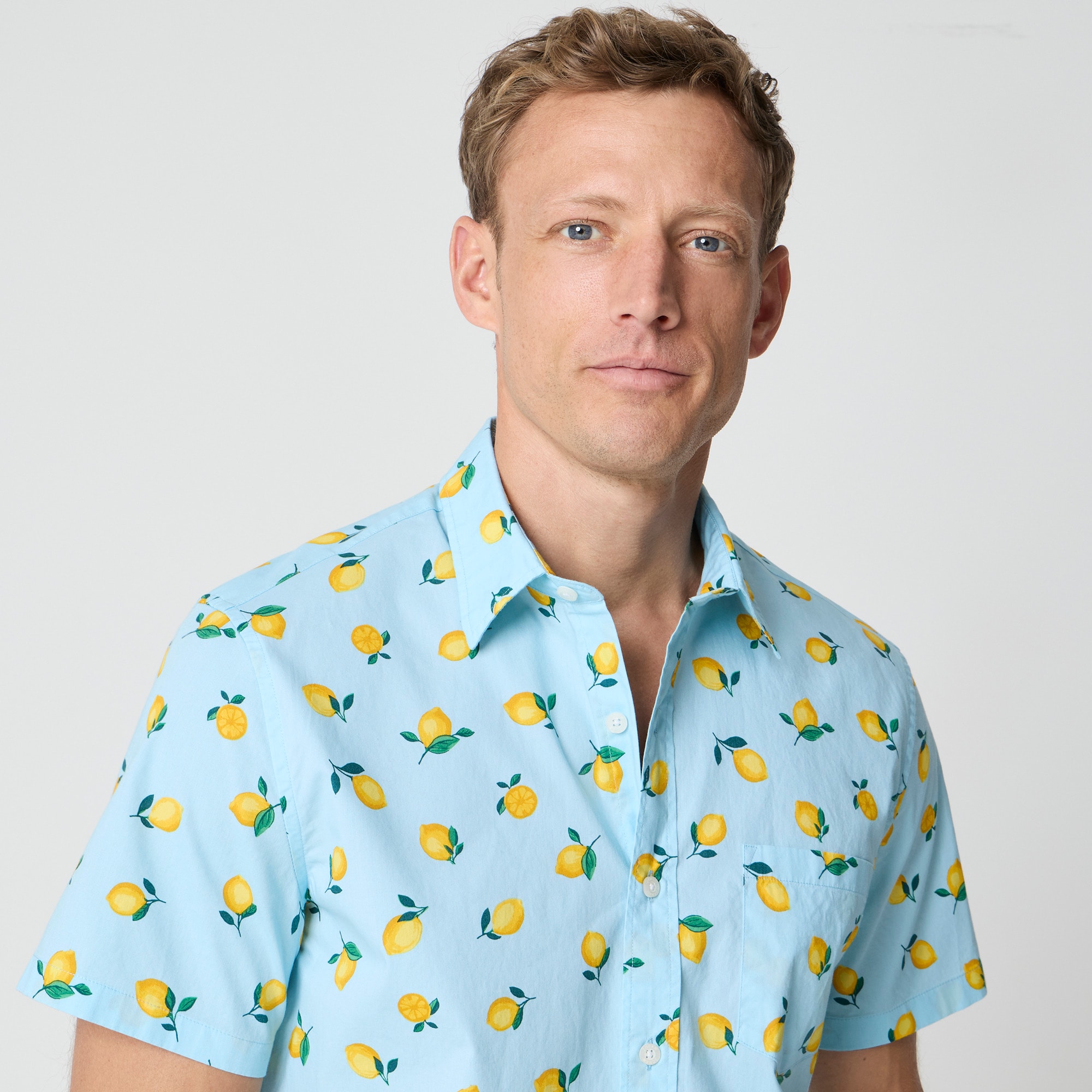 Short-sleeve printed flex casual shirt