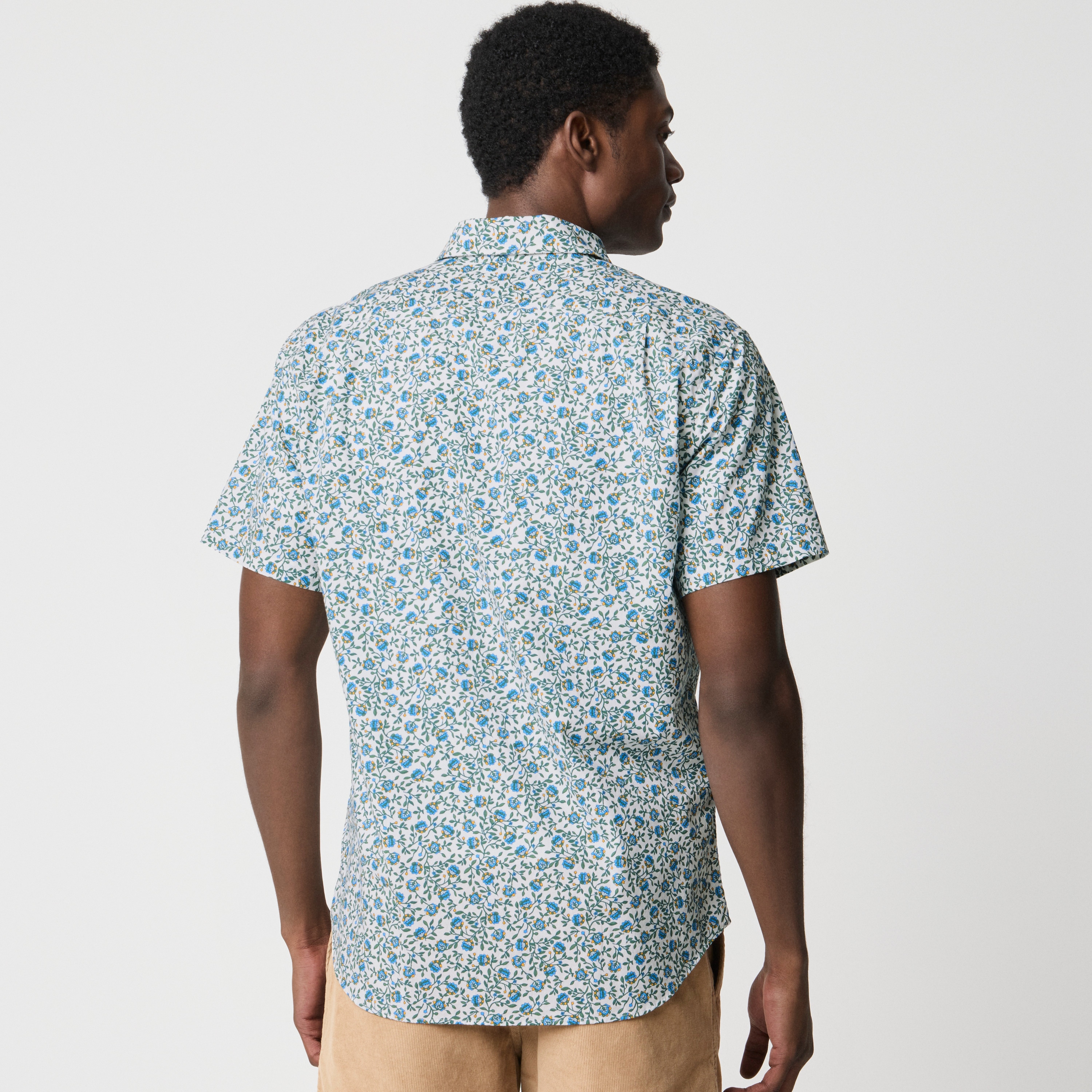 Short-sleeve printed flex casual shirt