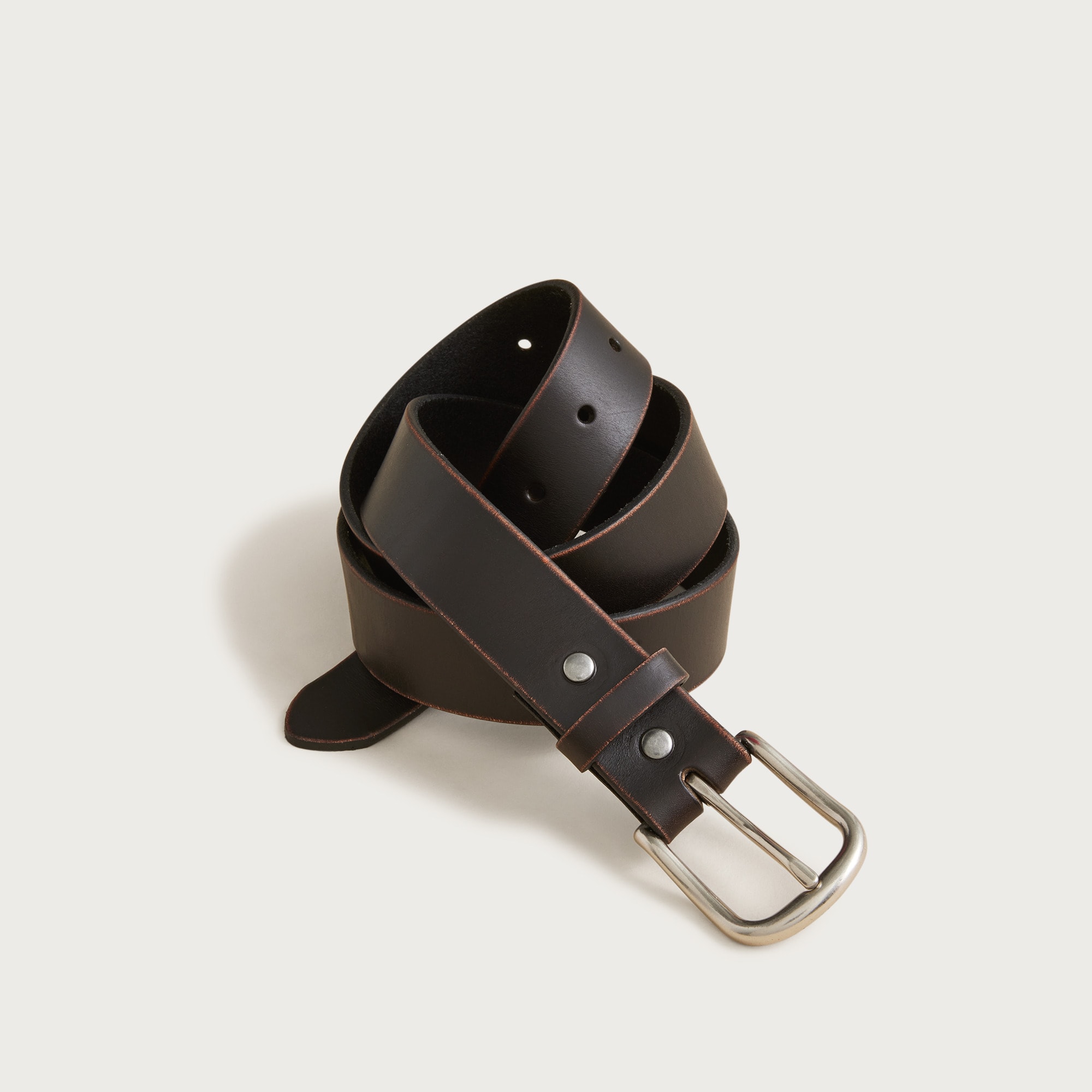 Round-buckle jeans belt in leather