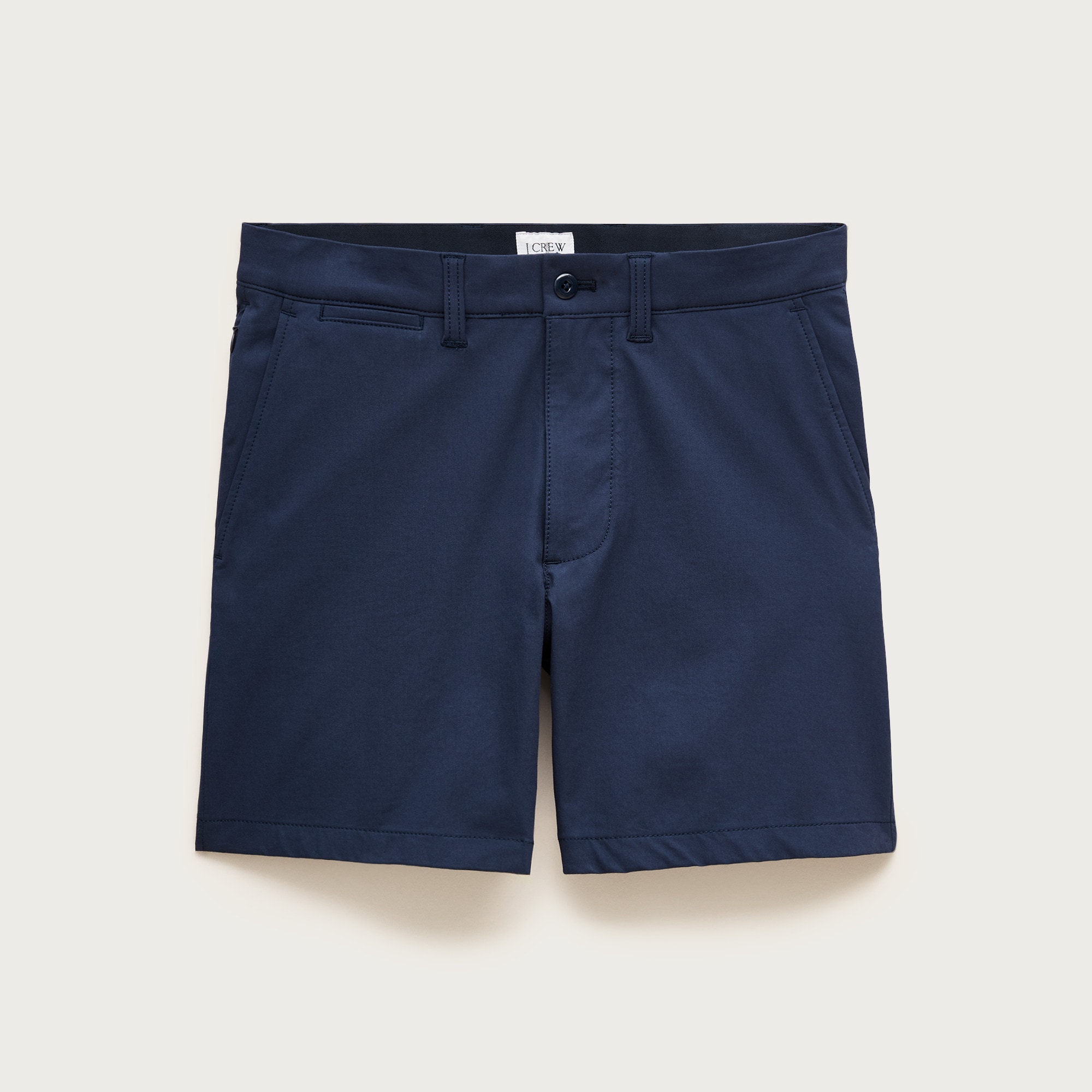7" tech short