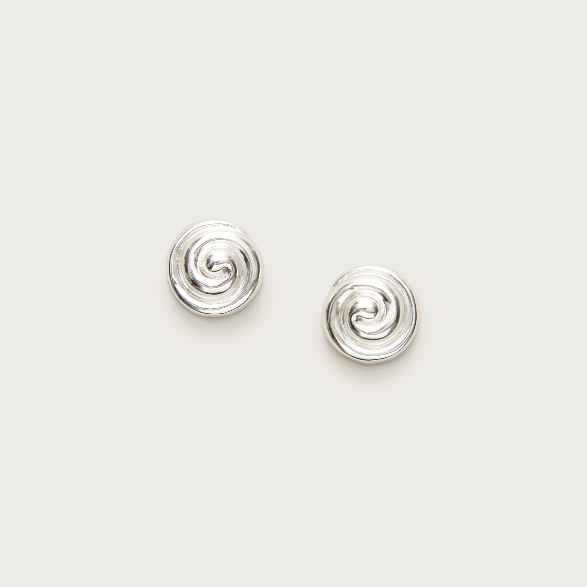  Swirl button earrings