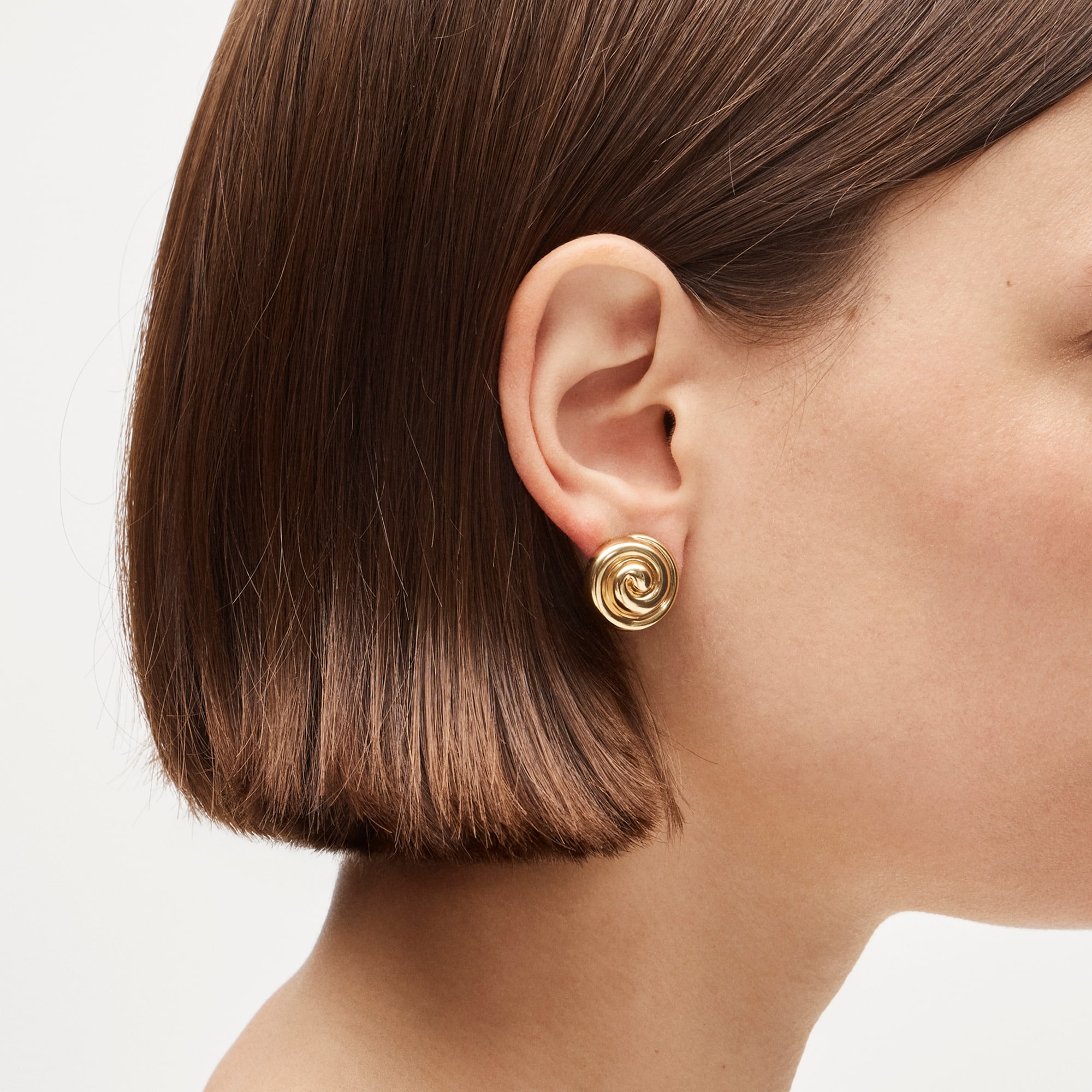  Swirl button earrings