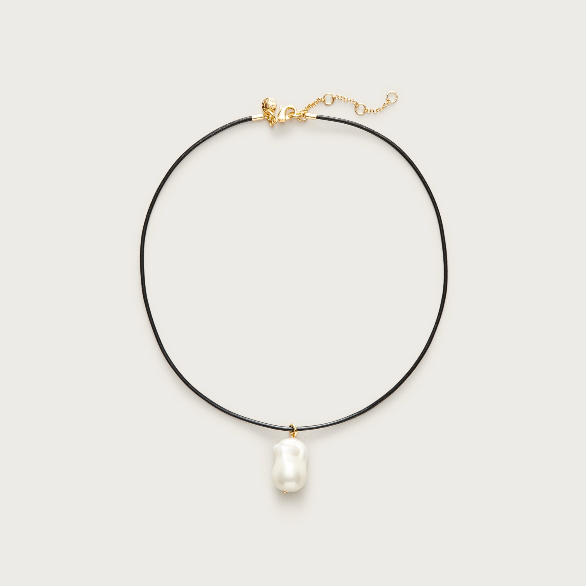 Pearl pendant and leather cord necklace