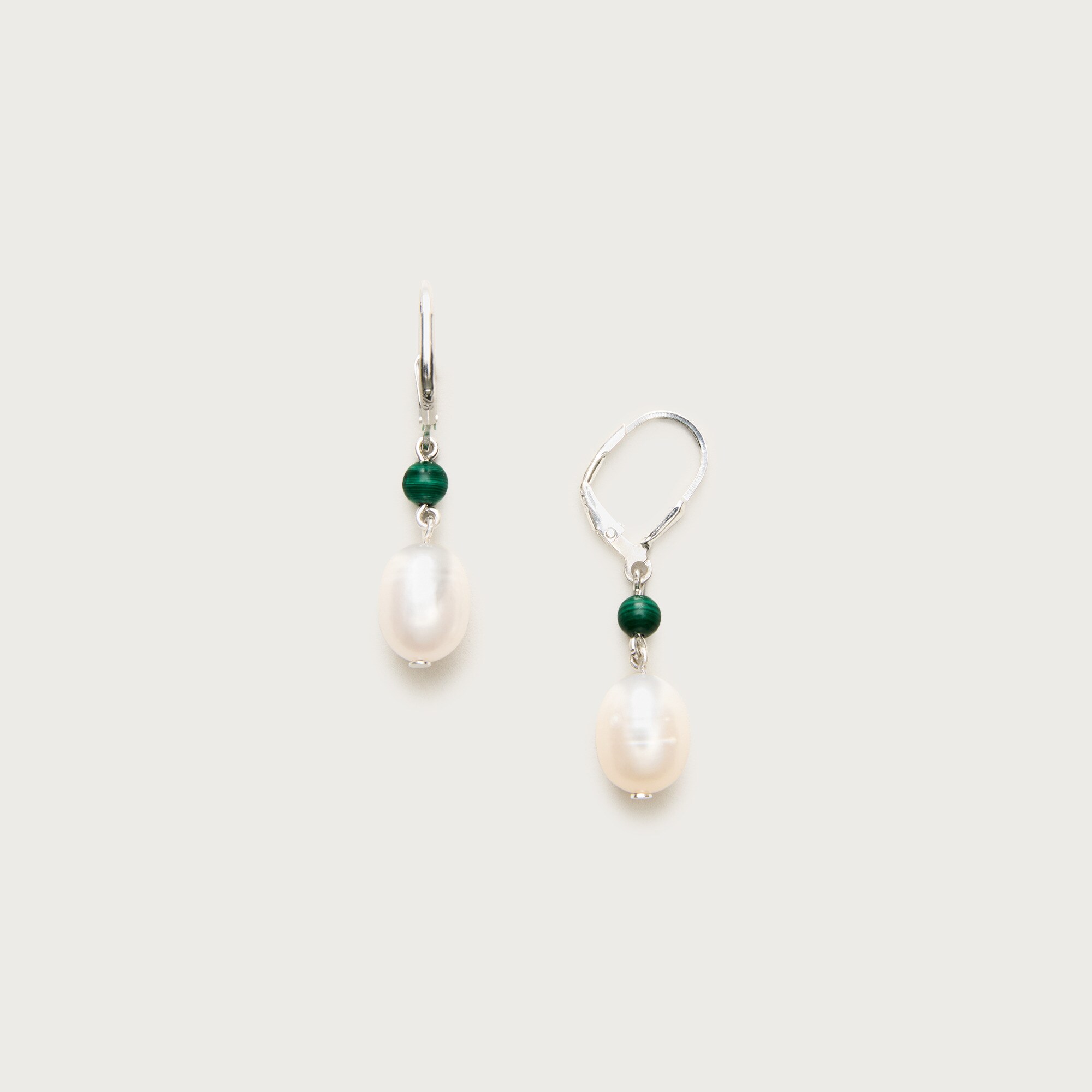  Silver-plated freshwater pearl earrings
