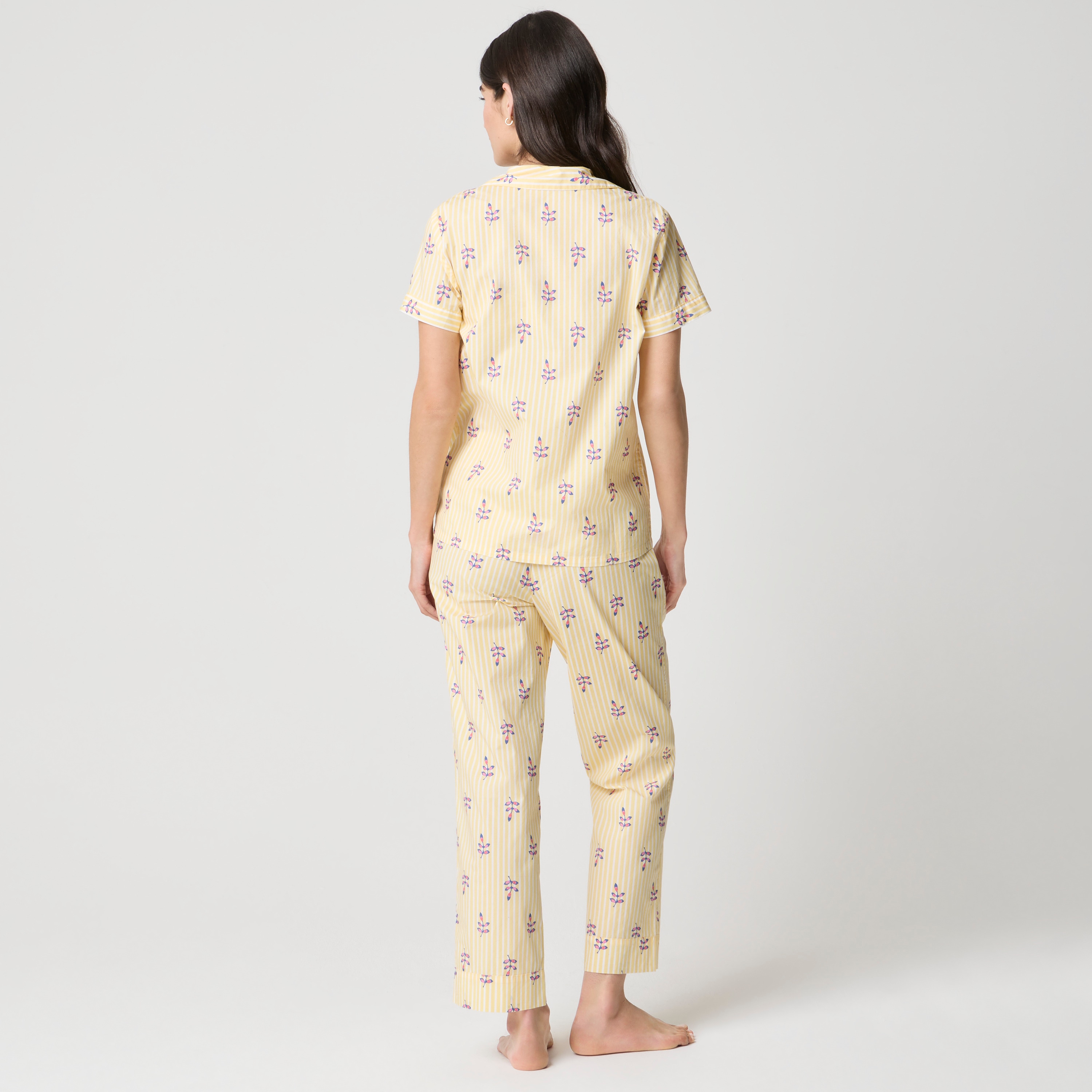 Short-sleeve printed top and pant pajama set