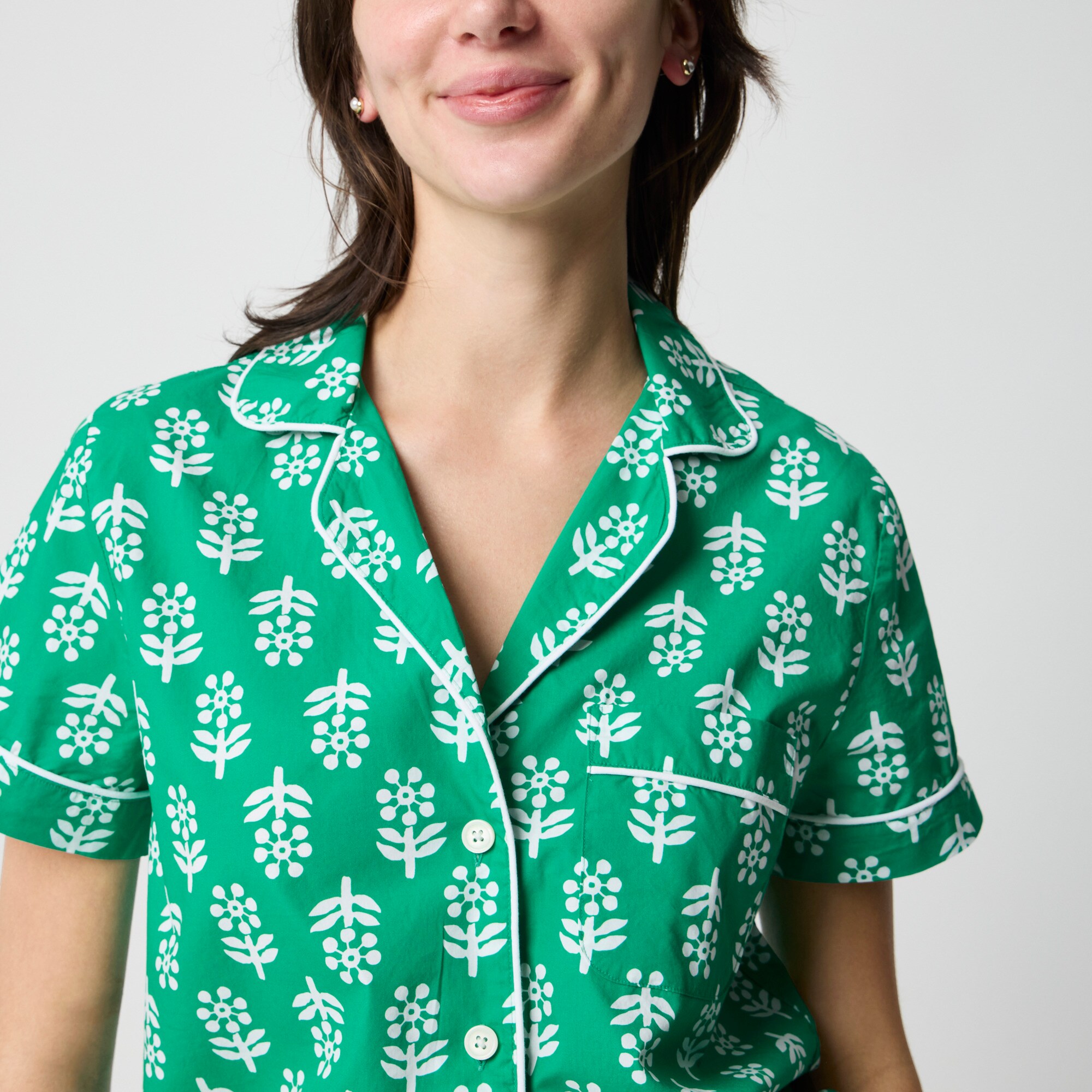 Short-sleeve top and short pajama set