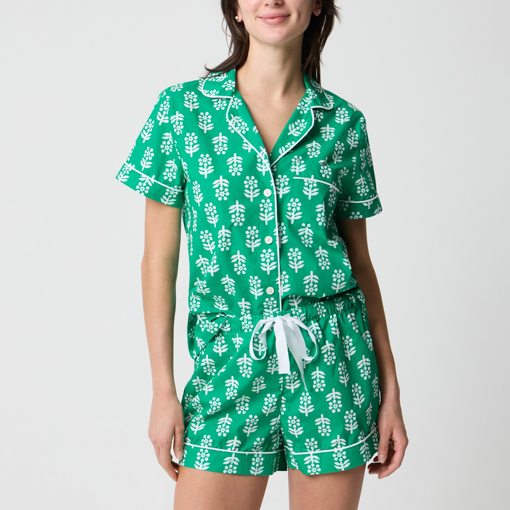 Short-sleeve top and short pajama set