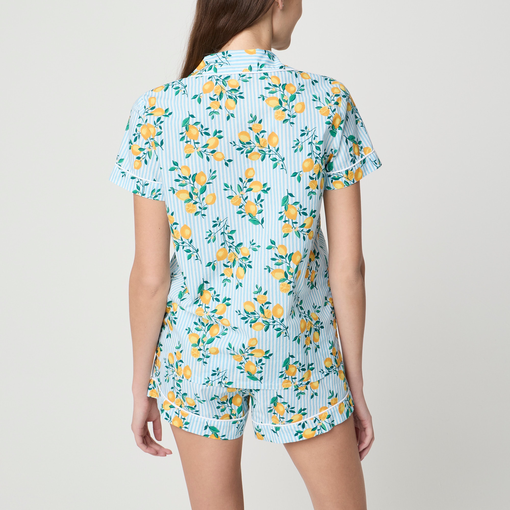 Short-sleeve top and short pajama set