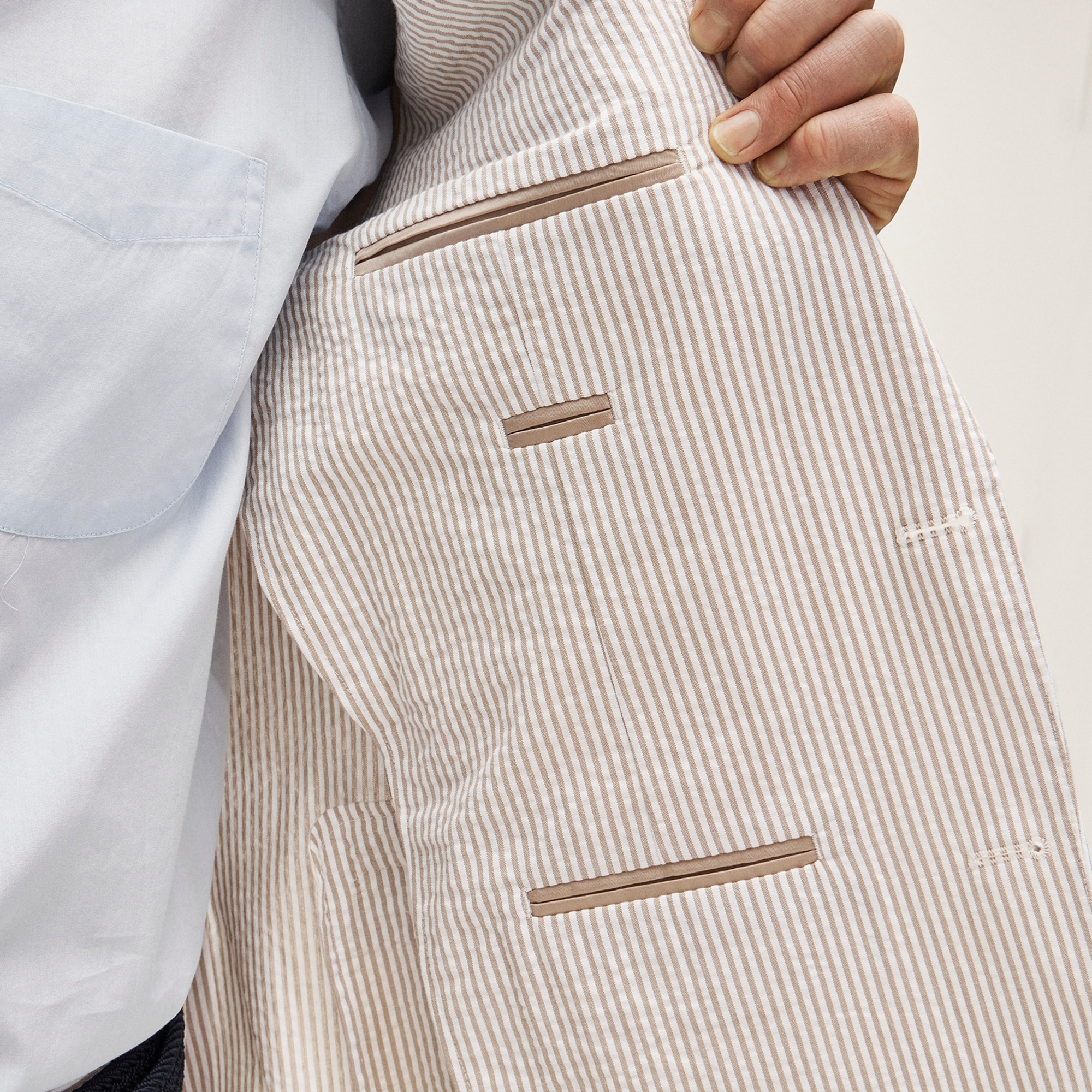 Ludlow Slim-fit suit jacket in cotton seersucker
