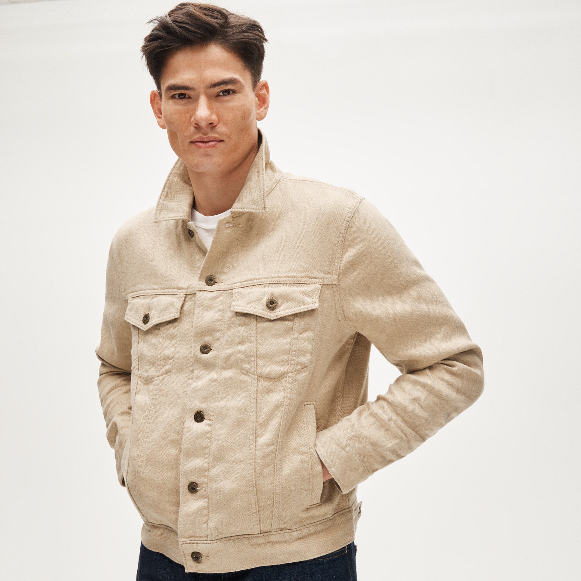 Trucker jacket in linen-cotton blend